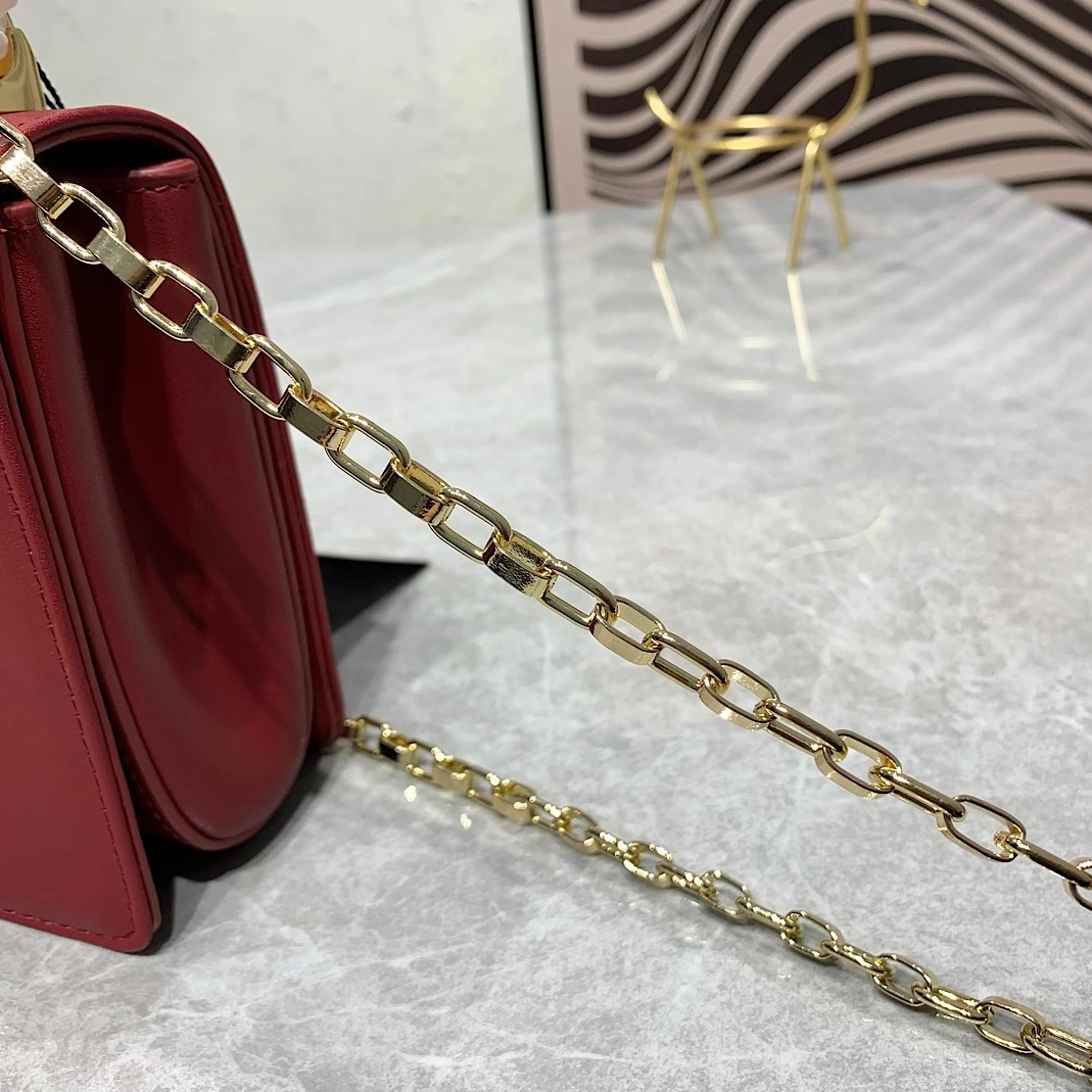 Dolce & Gabbana D&G AAA Quality Messenger Bags For Women Unique 819