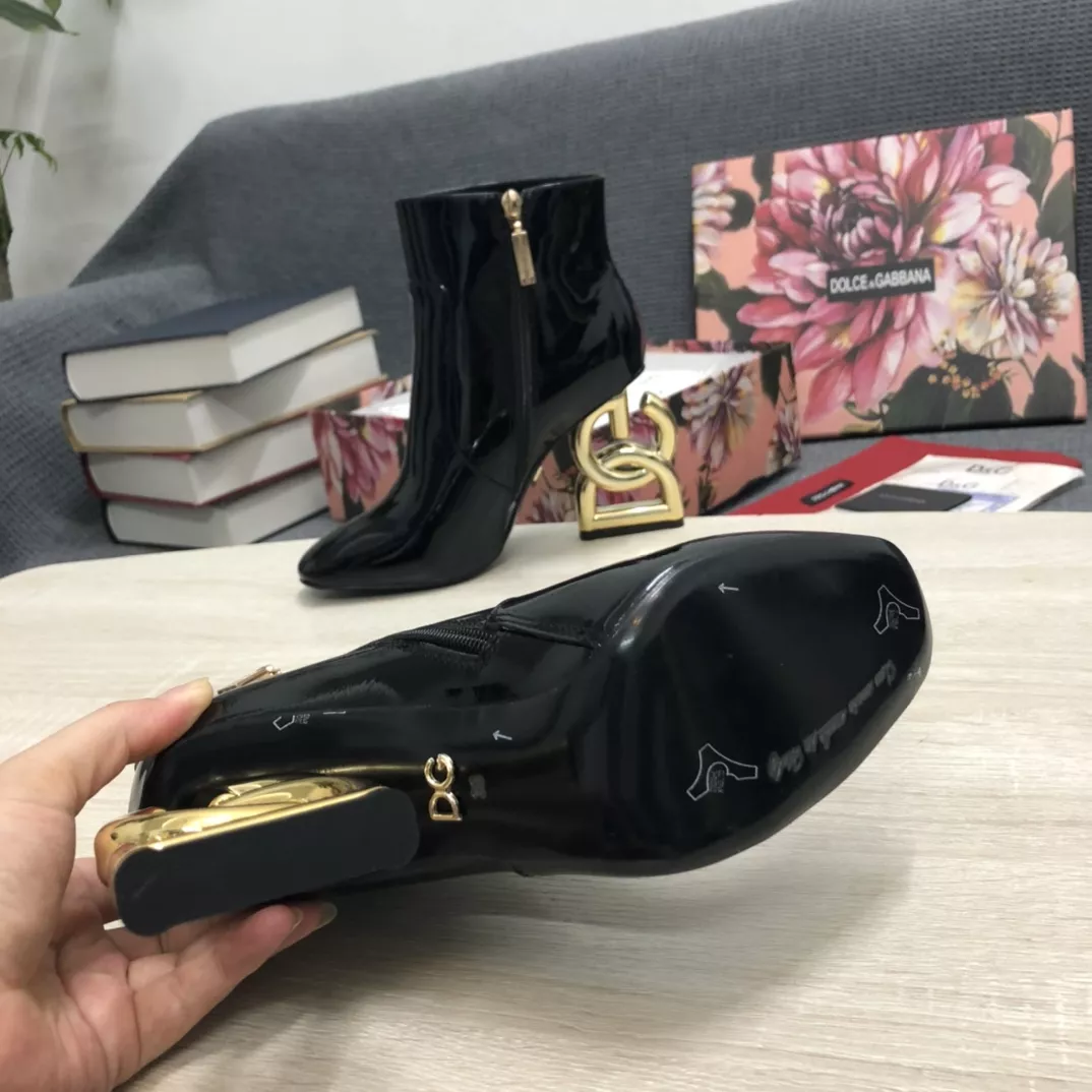 Dolce & Gabbana D&G Boots For Women Compact 121