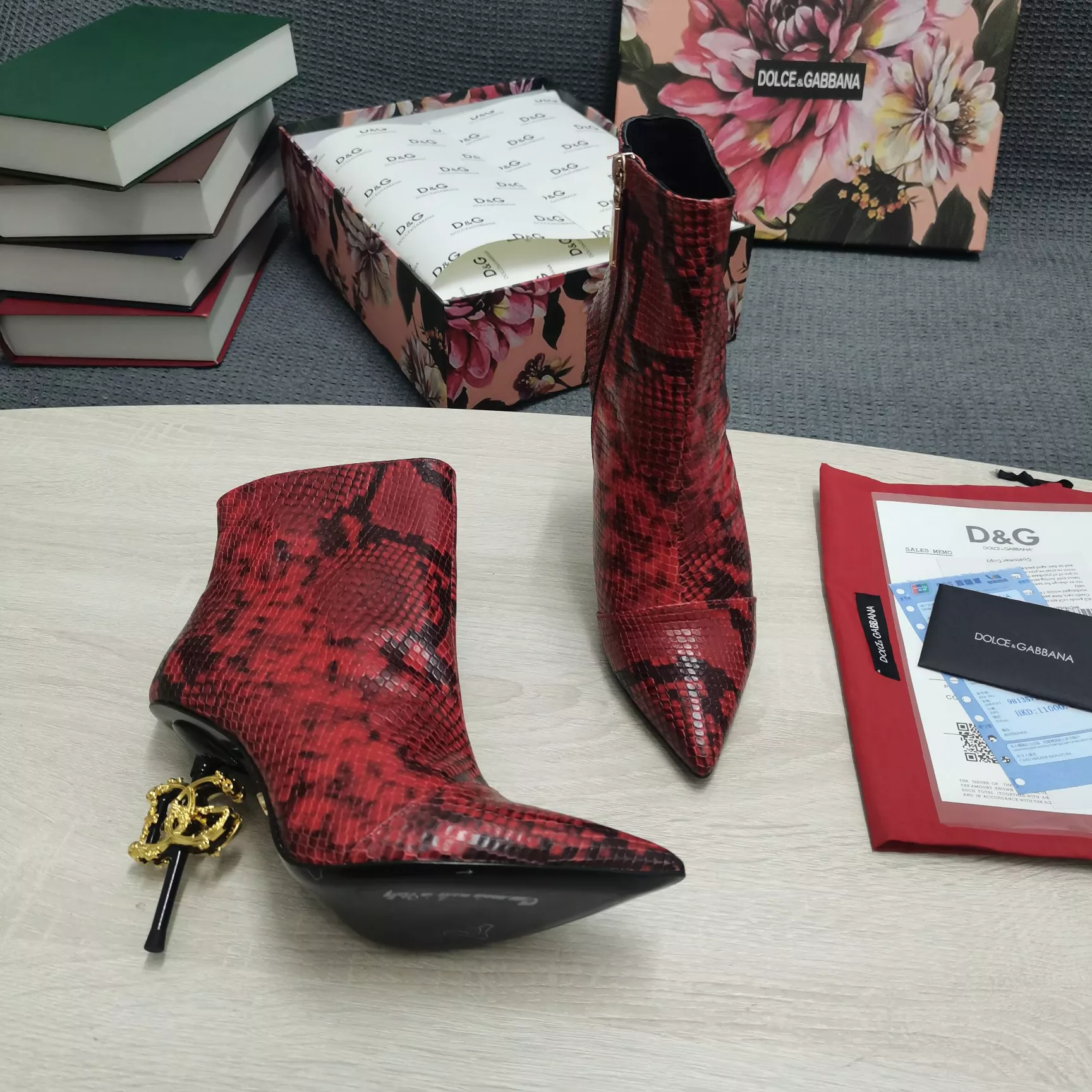 Dolce & Gabbana D&G Boots For Women EasyMatch 7351