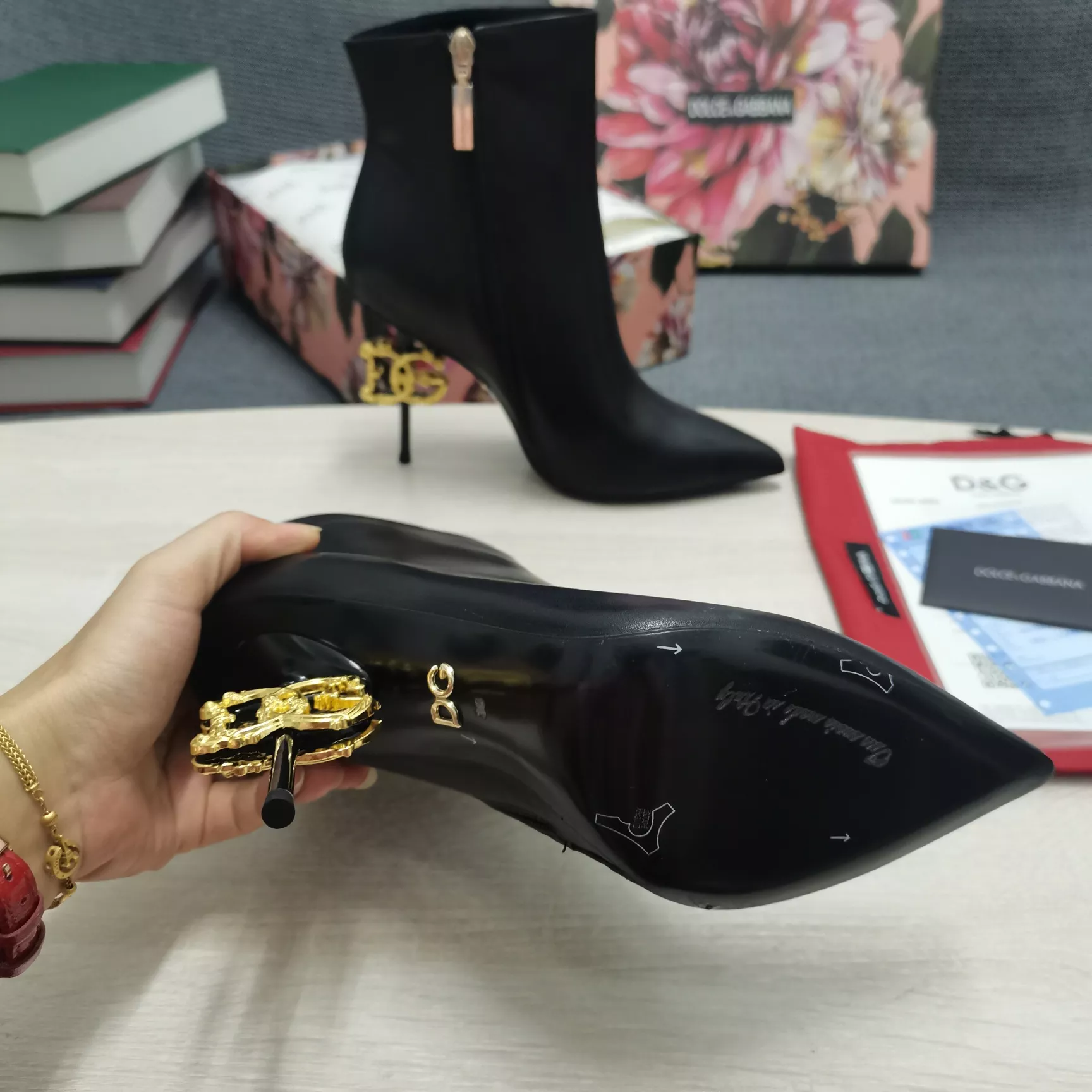 Dolce & Gabbana D&G Boots For Women Fashionable 3324