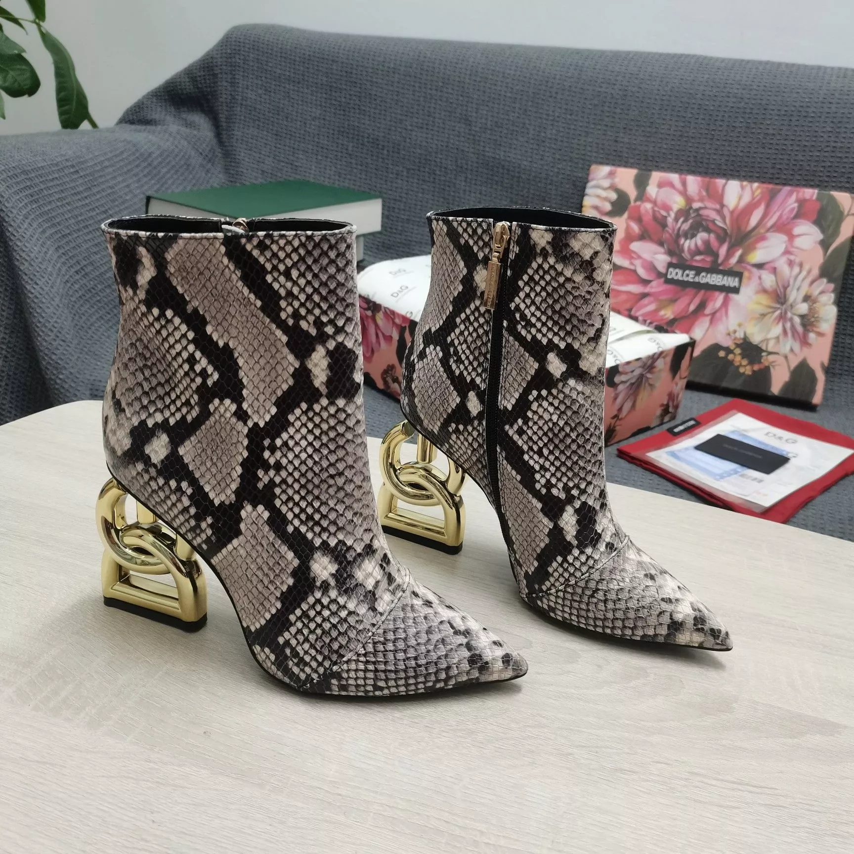 Dolce & Gabbana D&G Boots For Women Minimalist 3621