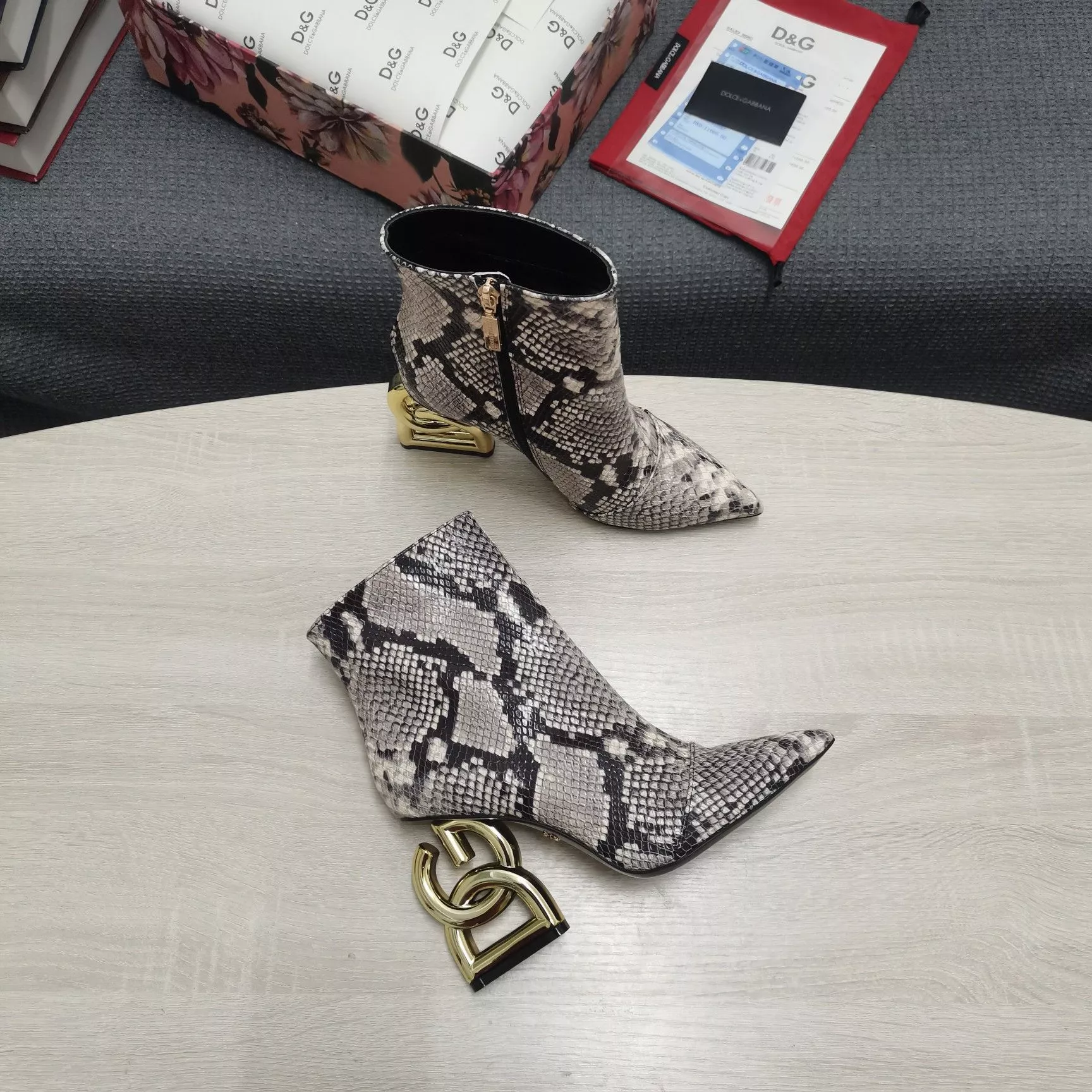 Dolce & Gabbana D&G Boots For Women Minimalist 3621