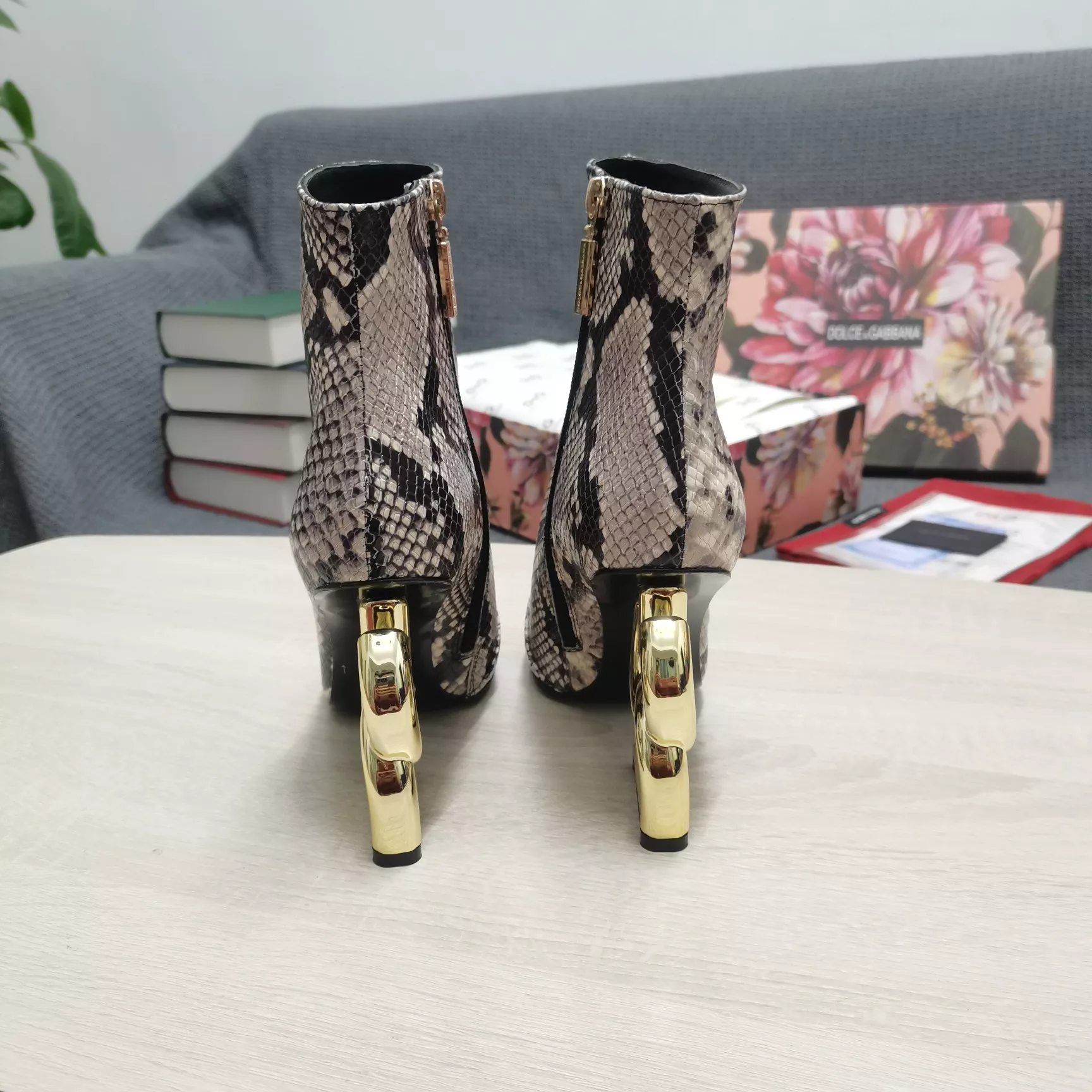 Dolce & Gabbana D&G Boots For Women Minimalist 3621