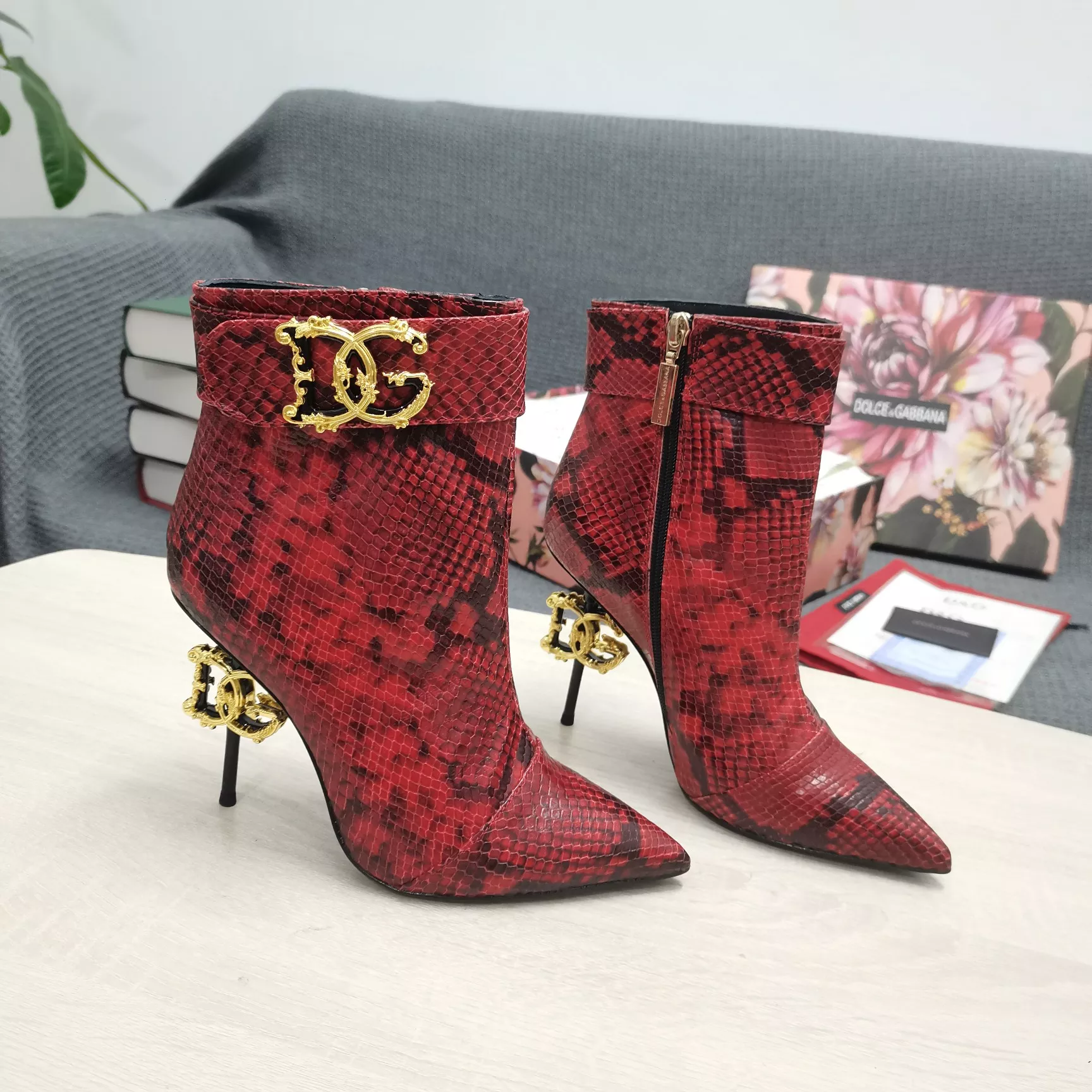 Dolce & Gabbana D&G Boots For Women Modern 6349