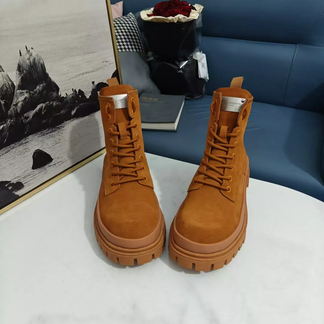 Dolce & Gabbana D&G Boots For Women Practical 8110