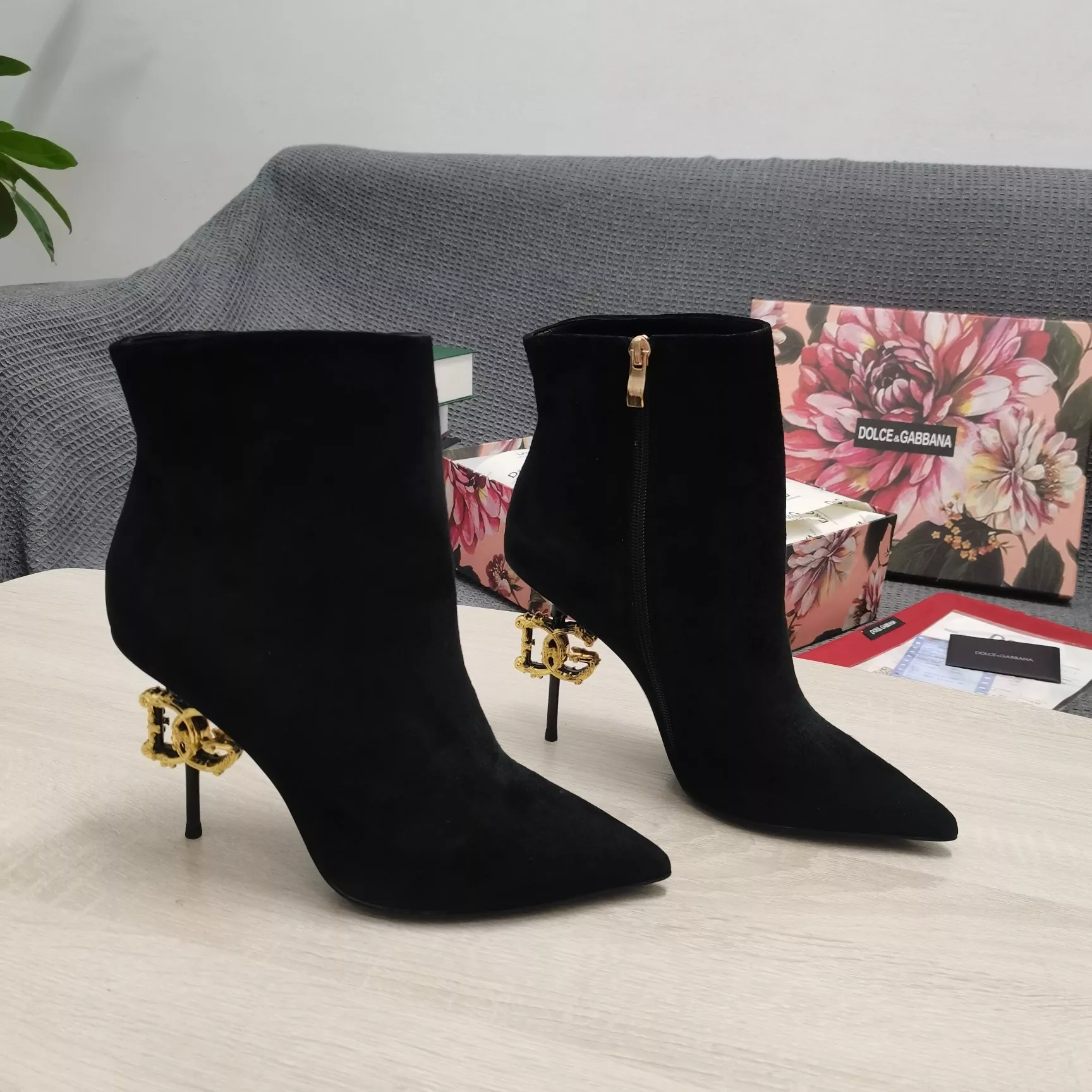 Dolce & Gabbana D&G Boots For Women Sleek 7163