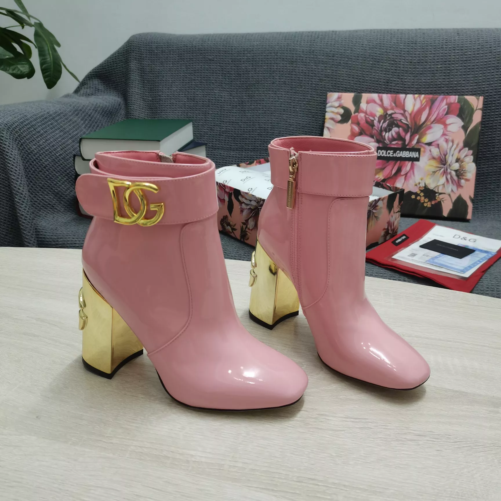 Dolce & Gabbana D&G Boots For Women Trendy 5281