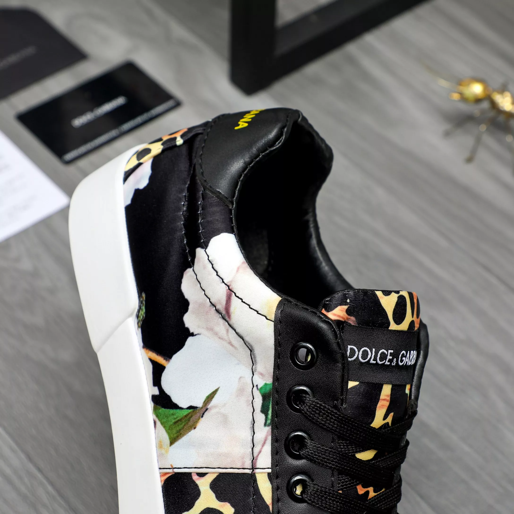 Dolce & Gabbana D&G Casual Shoes For Men AllSeason 2629