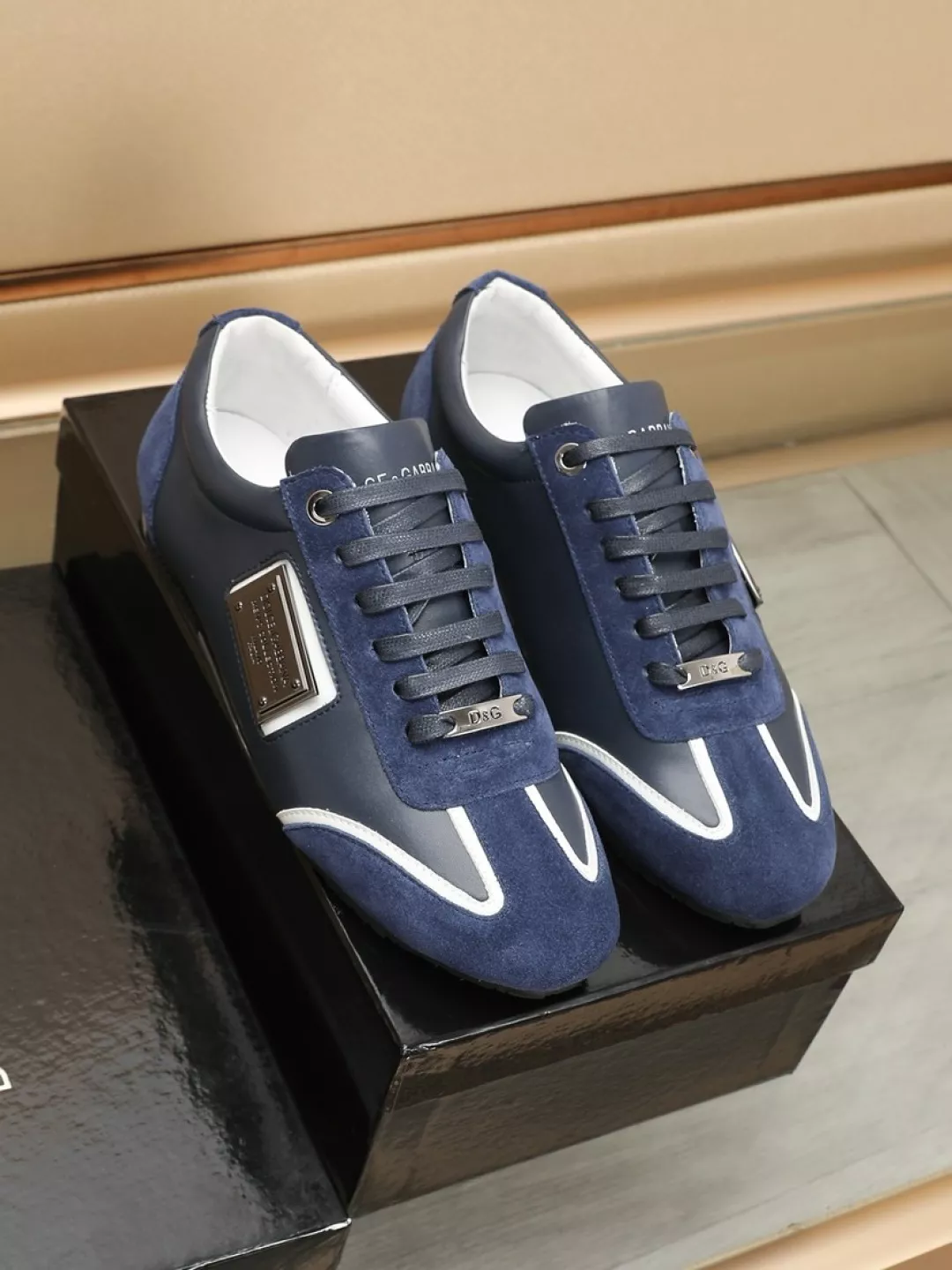Dolce & Gabbana D&G Casual Shoes For Men Bold 1266
