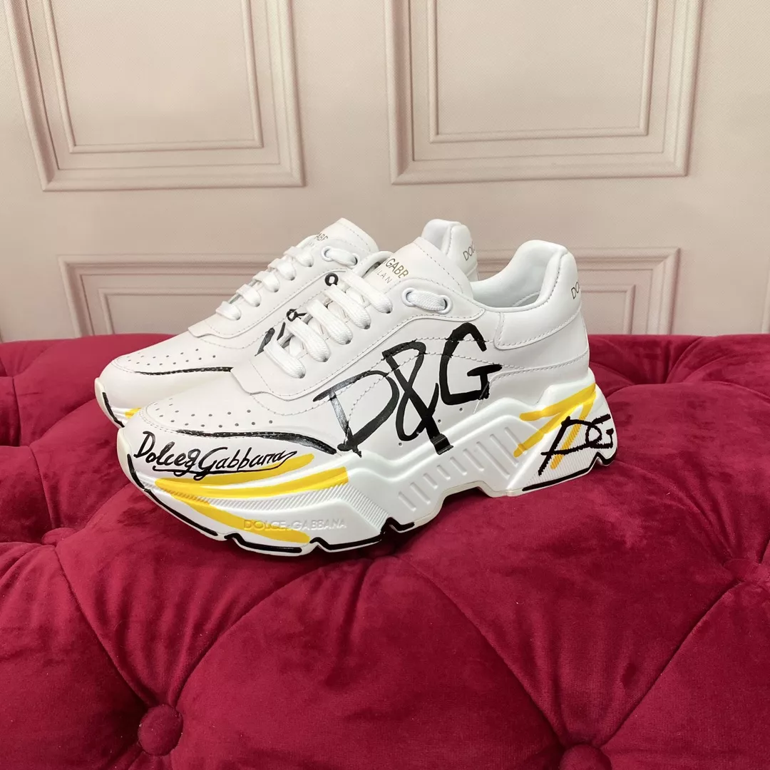 Dolce & Gabbana D&G Casual Shoes For Men Bright 7466