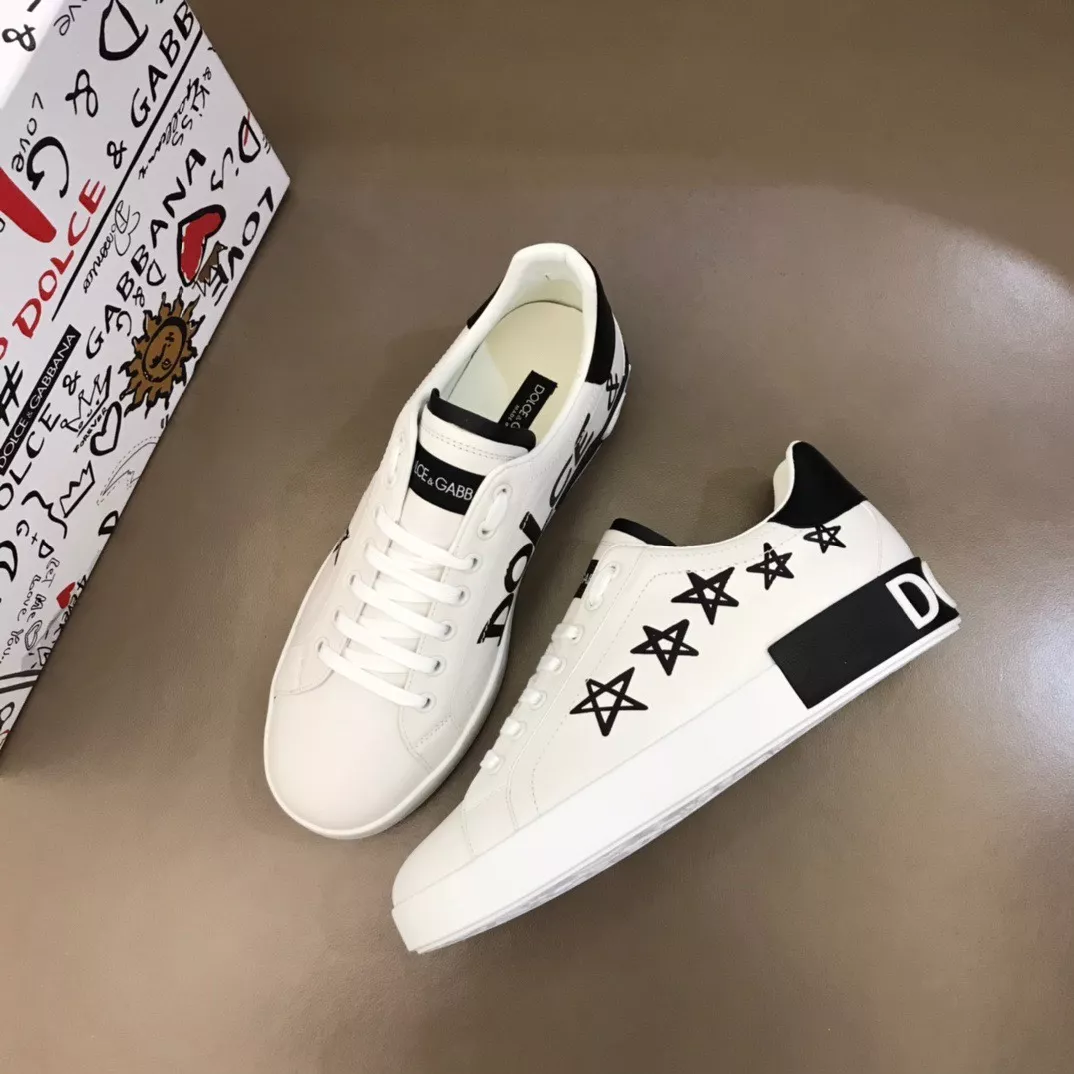 Dolce & Gabbana D&G Casual Shoes For Men Compact 6360