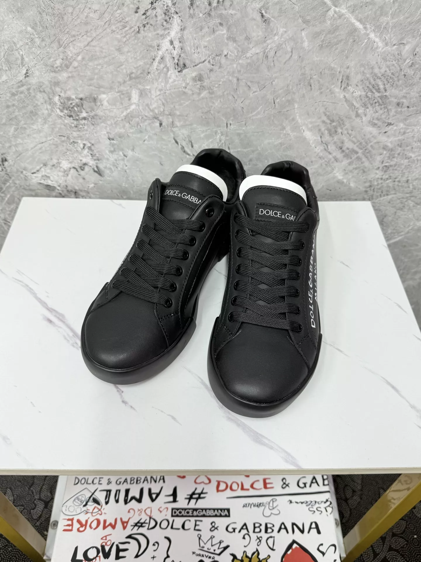 Dolce & Gabbana D&G Casual Shoes For Men EasyMatch 8856