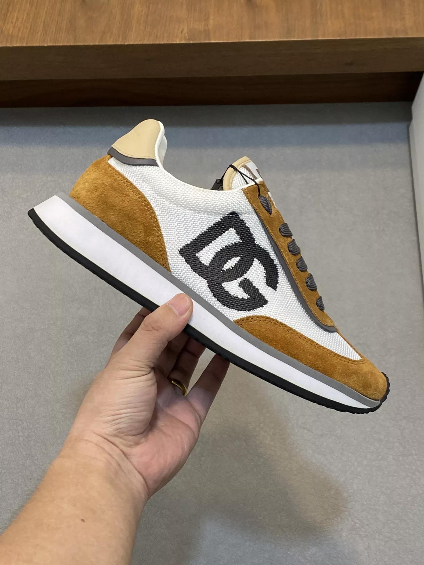 Dolce & Gabbana D&G Casual Shoes For Men EyeCatching 8578