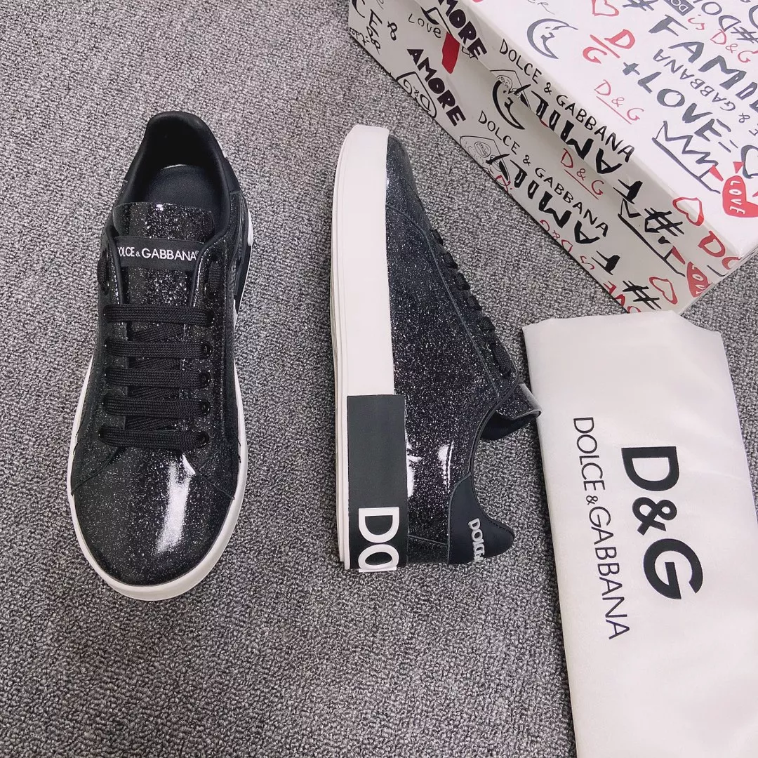 Dolce & Gabbana D&G Casual Shoes For Men Minimalist 5099