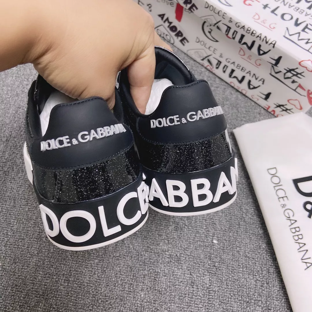 Dolce & Gabbana D&G Casual Shoes For Men Minimalist 5099