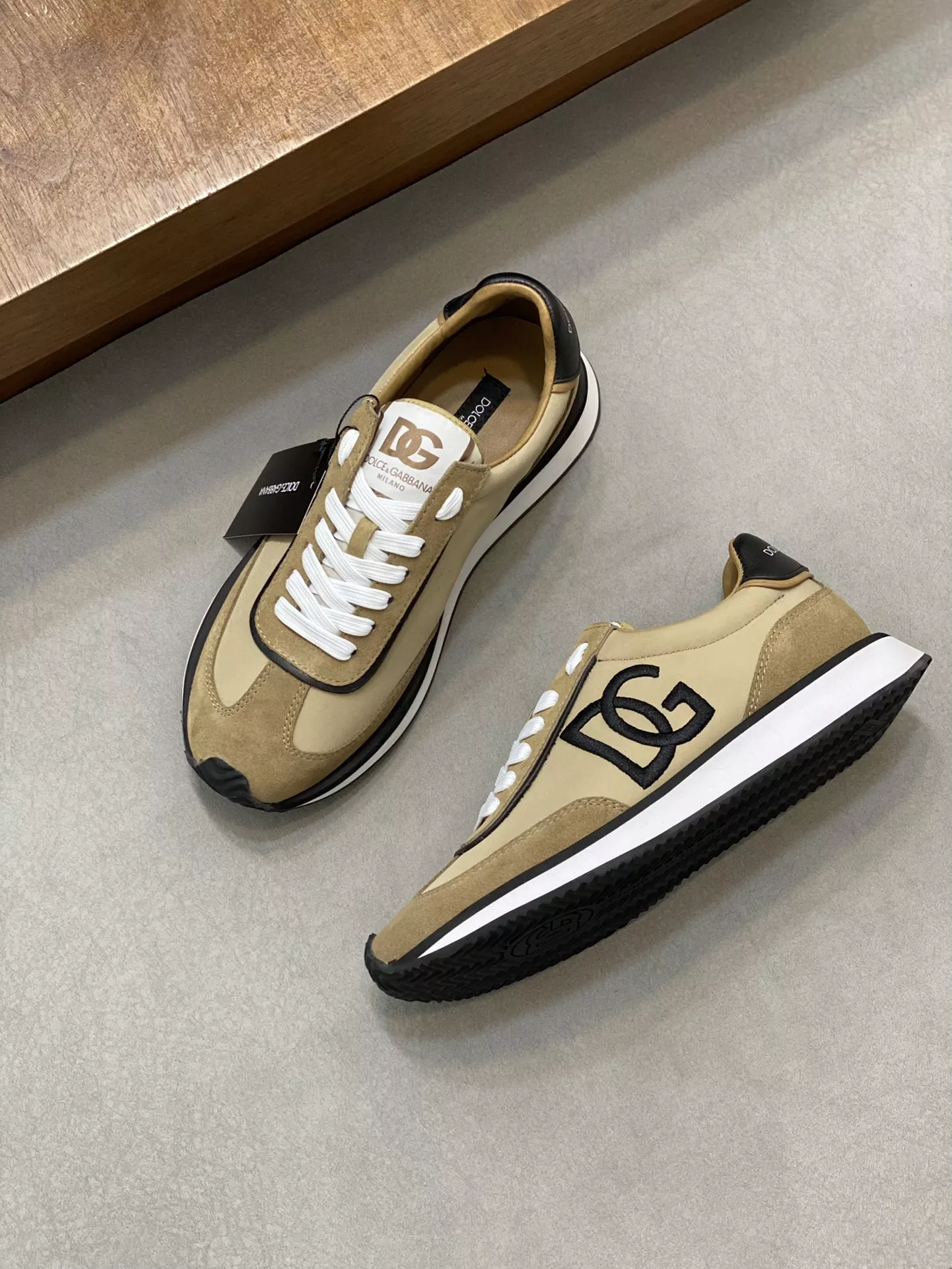 Dolce & Gabbana D&G Casual Shoes For Men StreetReady 6303