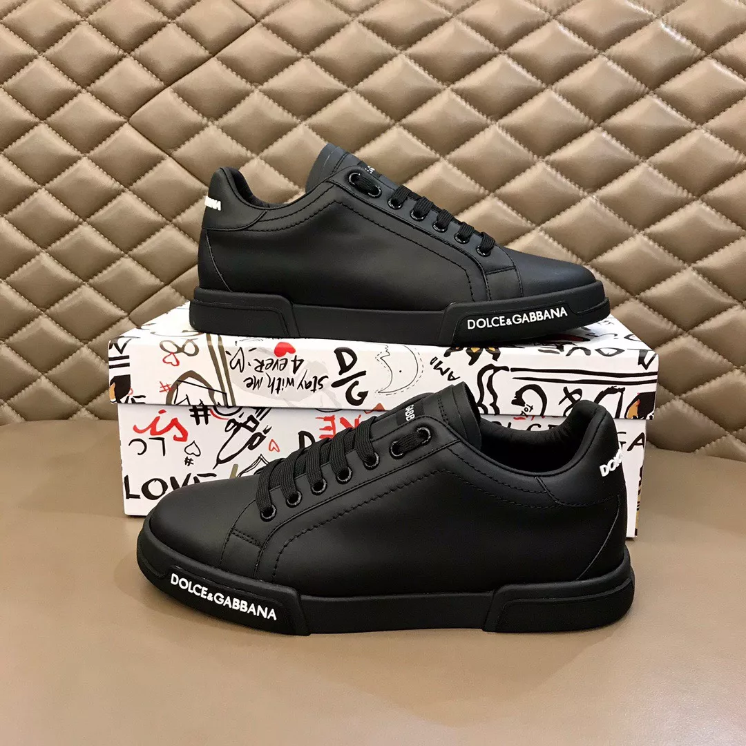 Dolce & Gabbana D&G Casual Shoes For Men Trendsetting 4657