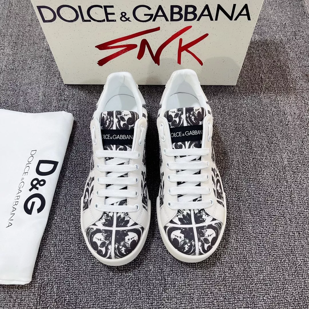 Dolce & Gabbana D&G Casual Shoes For Men Vibrant 4426