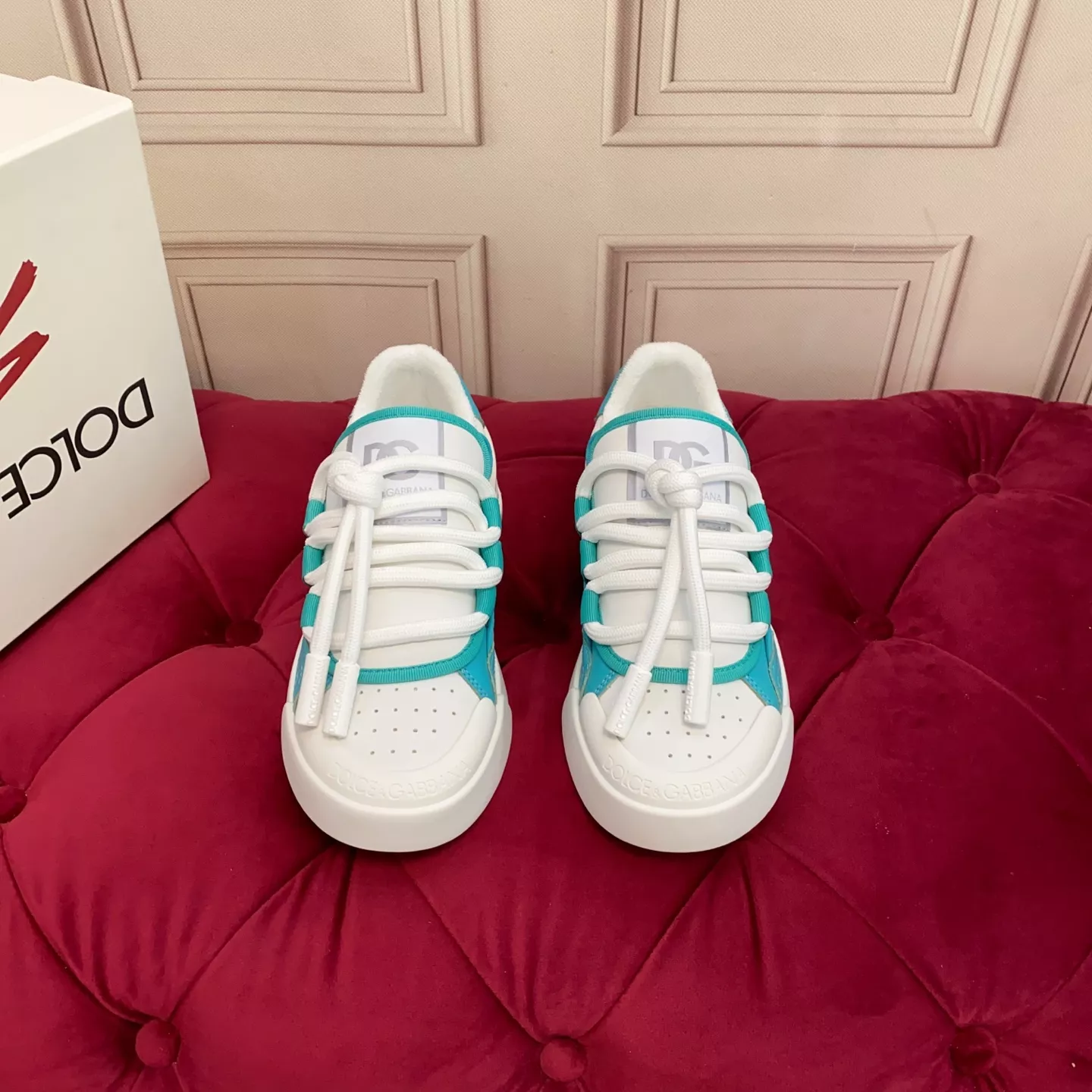 Dolce & Gabbana D&G Casual Shoes For Women AllSeason 5277