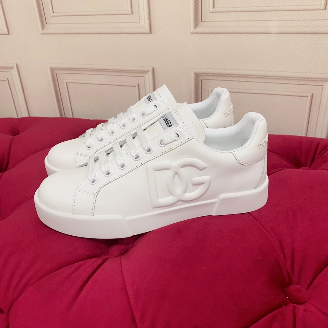 Dolce & Gabbana D&G Casual Shoes For Women EasyMatch 9092