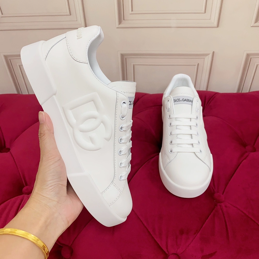 Dolce & Gabbana D&G Casual Shoes For Women EasyMatch 9092