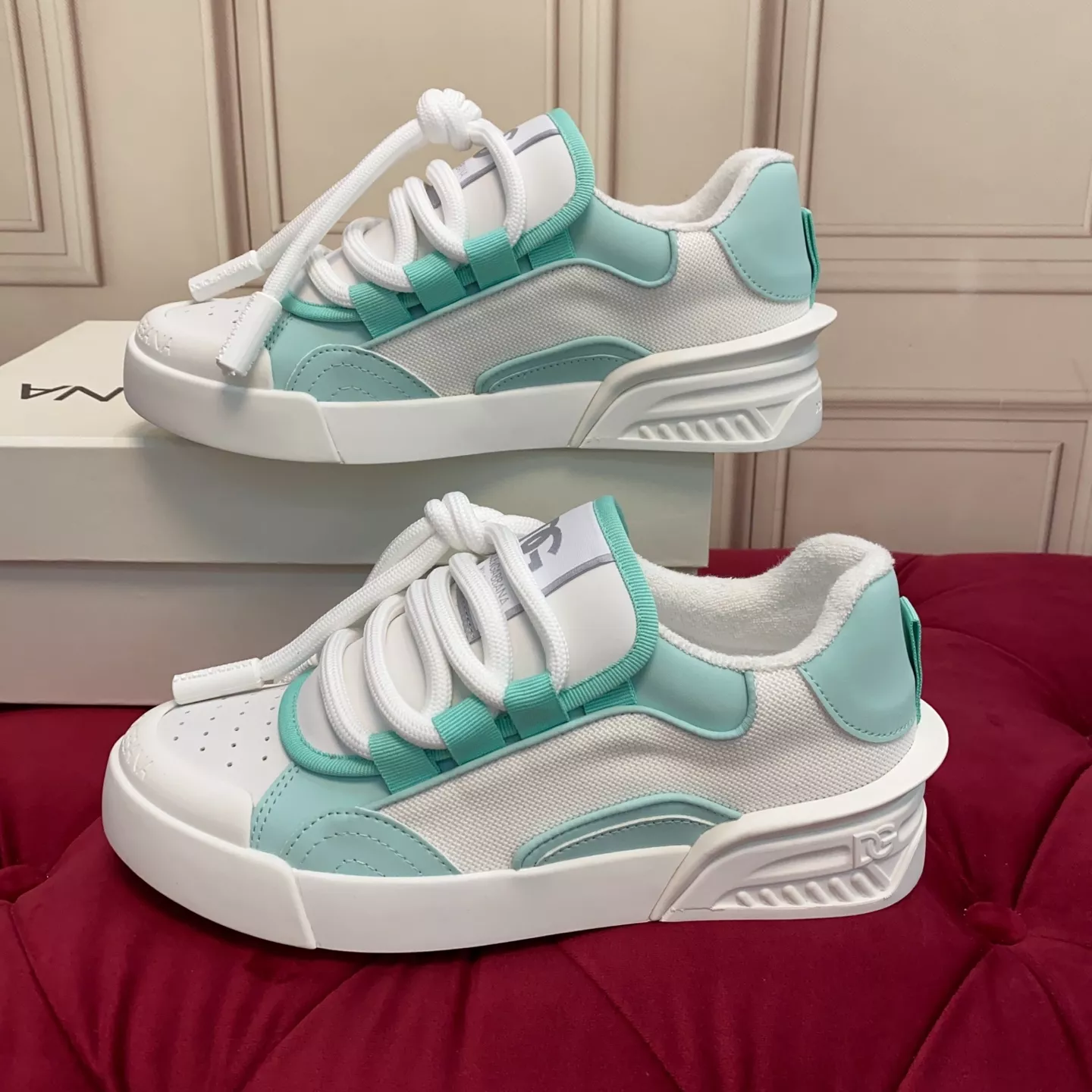 Dolce & Gabbana D&G Casual Shoes For Women Minimalist 6897