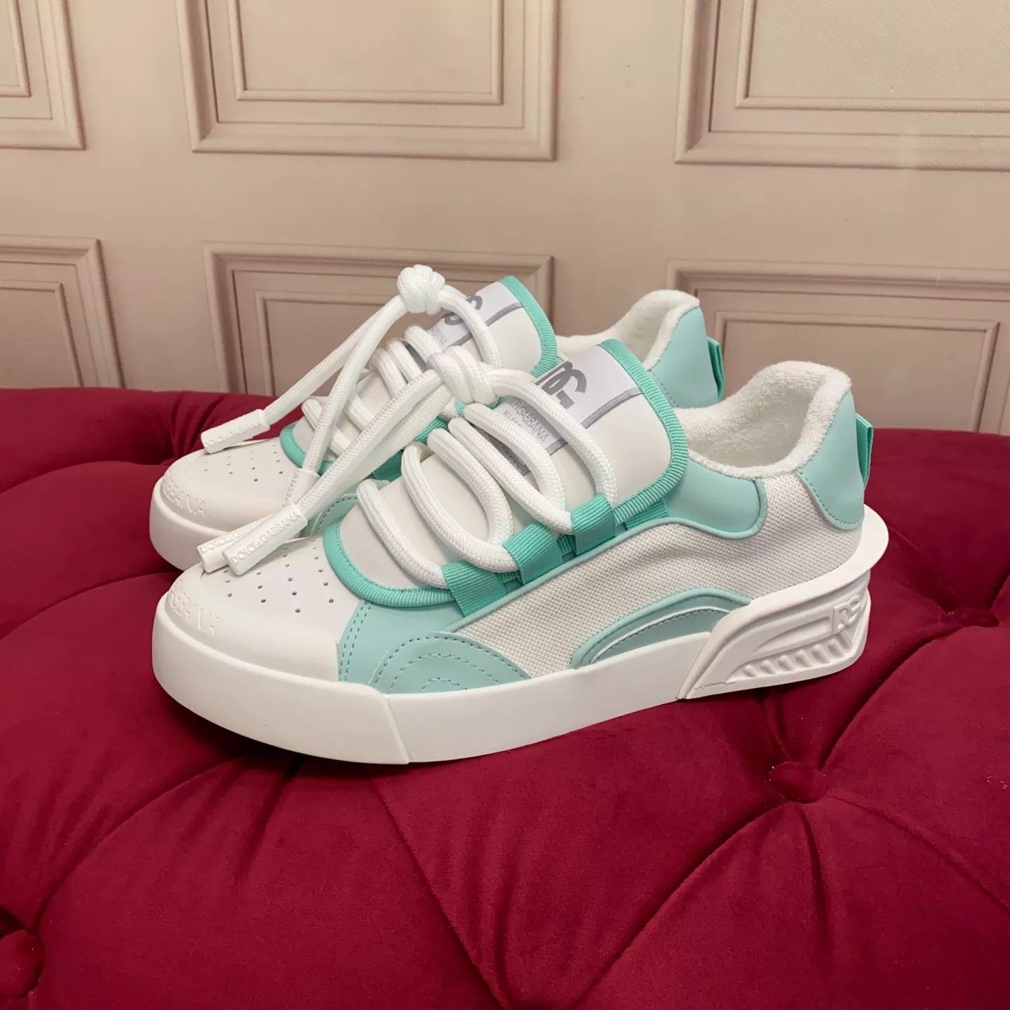 Dolce & Gabbana D&G Casual Shoes For Women Minimalist 6897