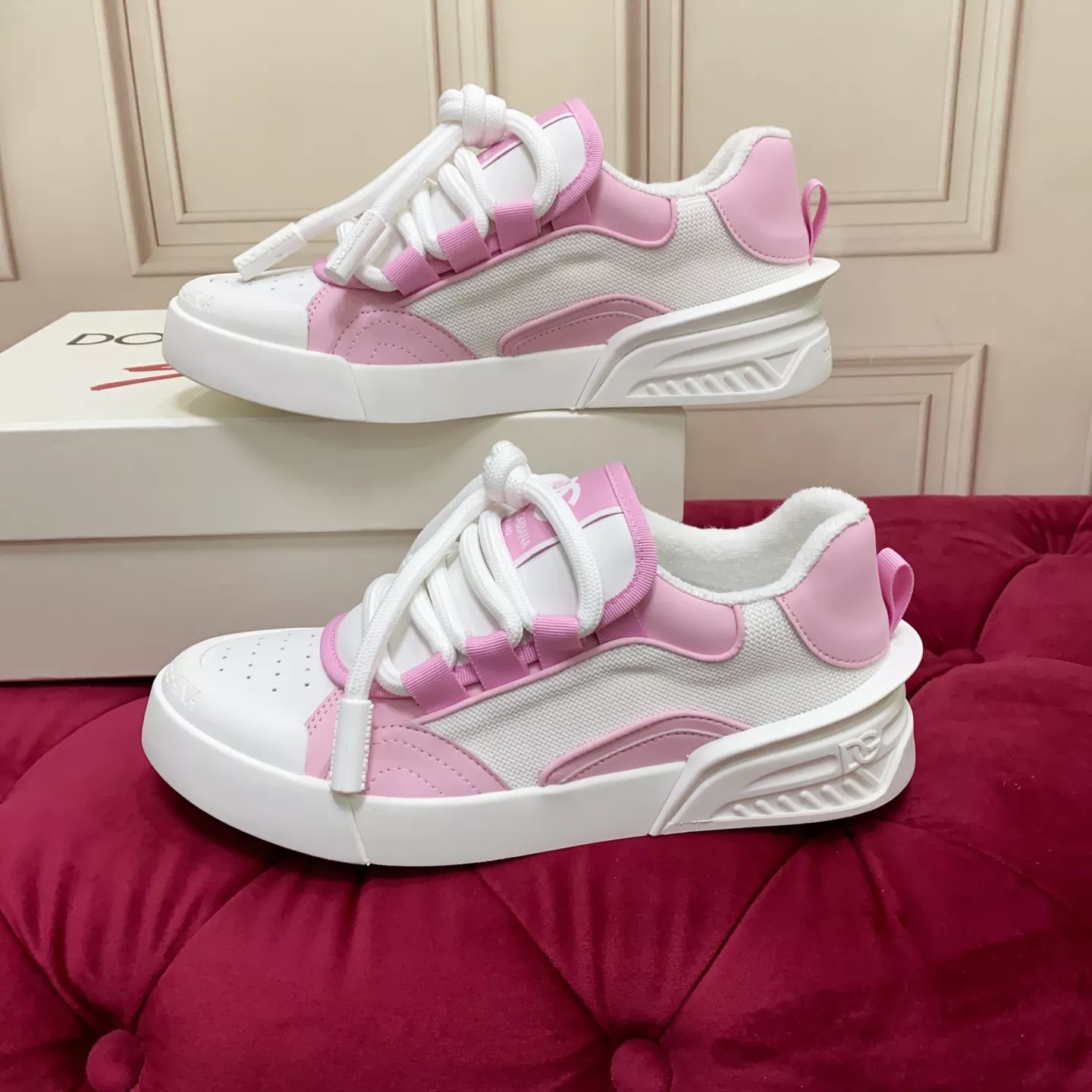 Dolce & Gabbana D&G Casual Shoes For Women Reliable 5345