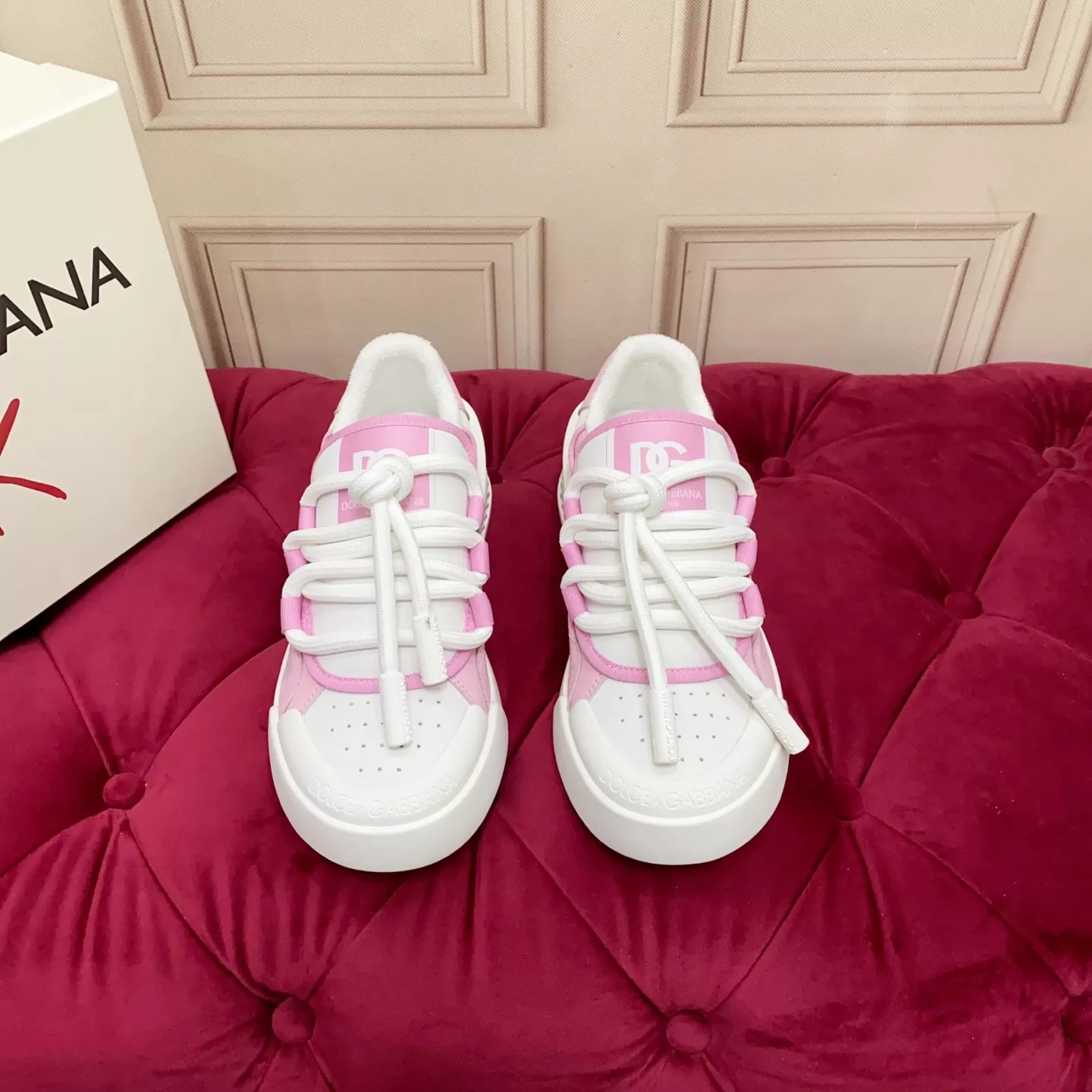 Dolce & Gabbana D&G Casual Shoes For Women Reliable 5345