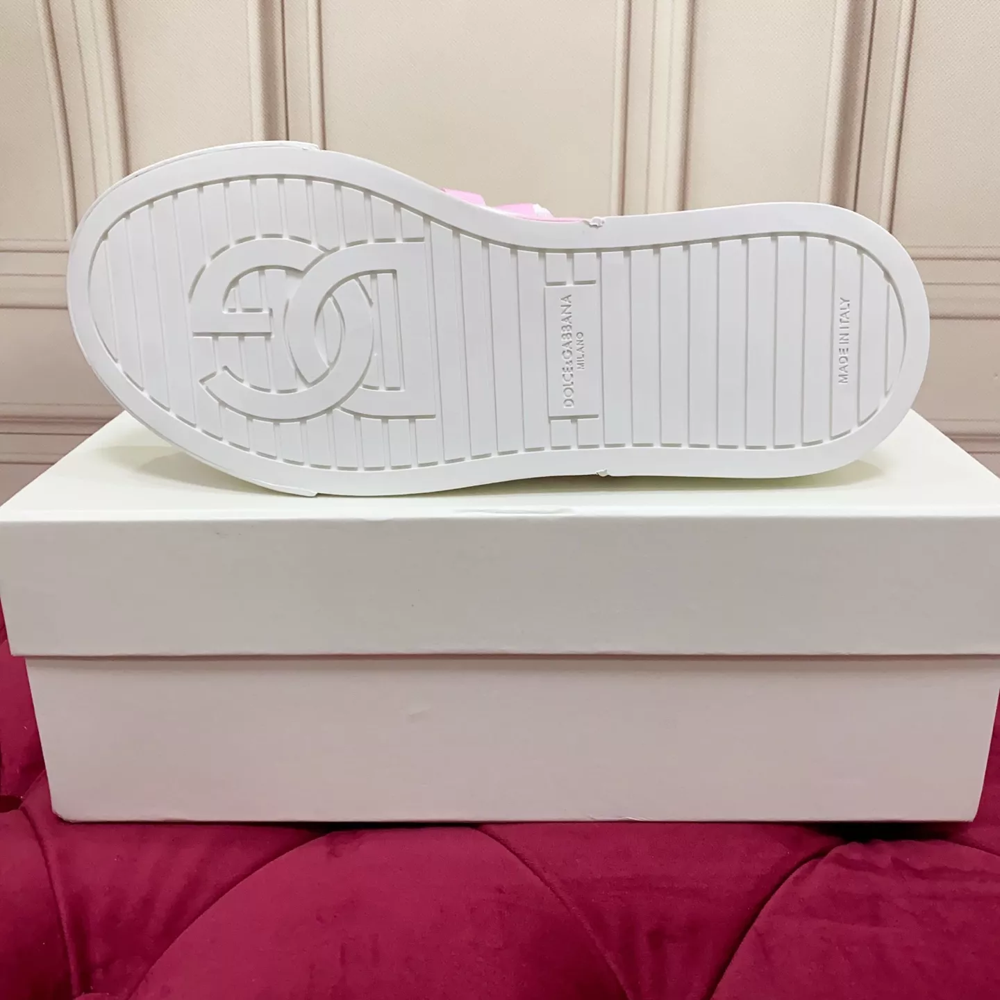 Dolce & Gabbana D&G Casual Shoes For Women Reliable 5345