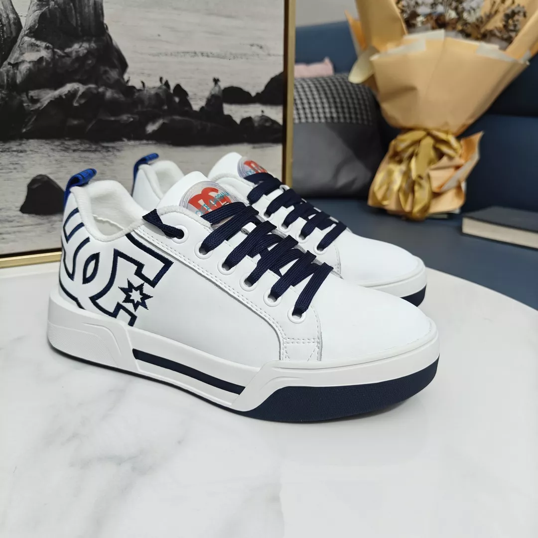 Dolce & Gabbana D&G Casual Shoes For Women Vibrant 2593