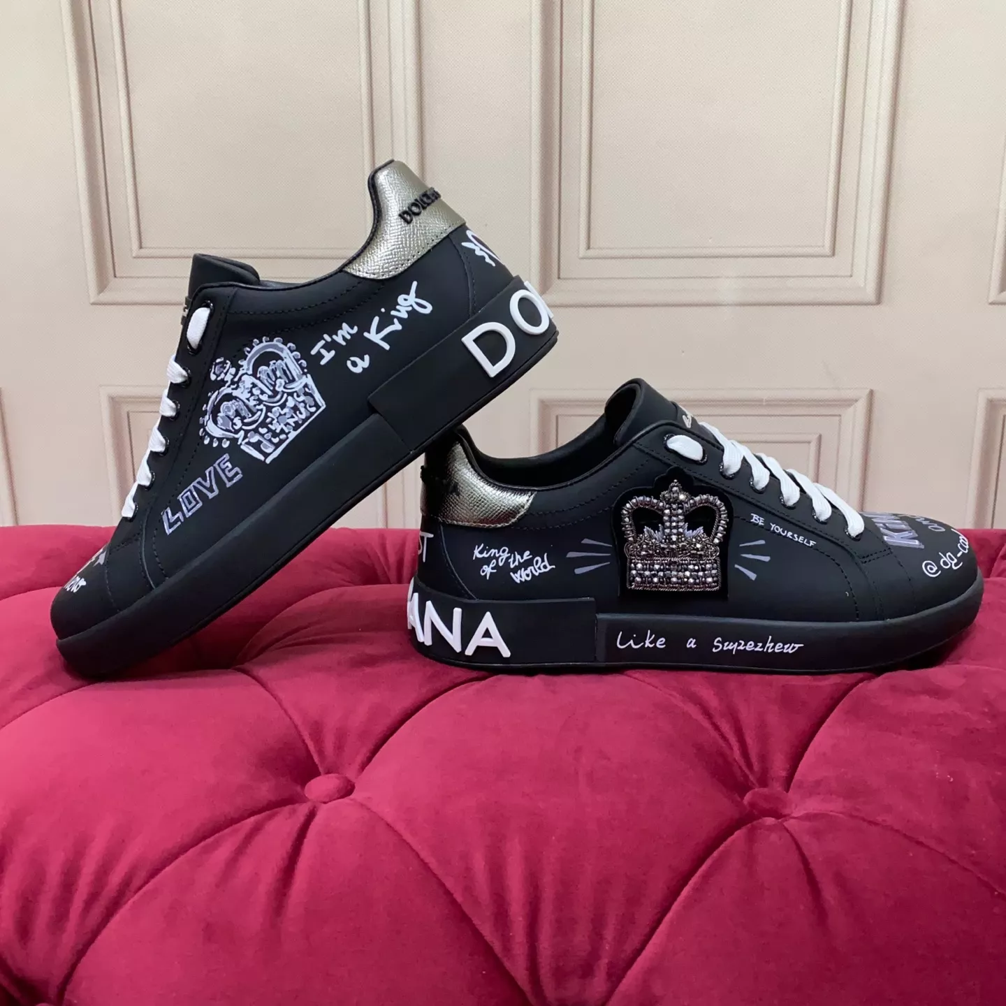 Dolce & Gabbana D&G Casual Shoes For Women Vibrant 5402