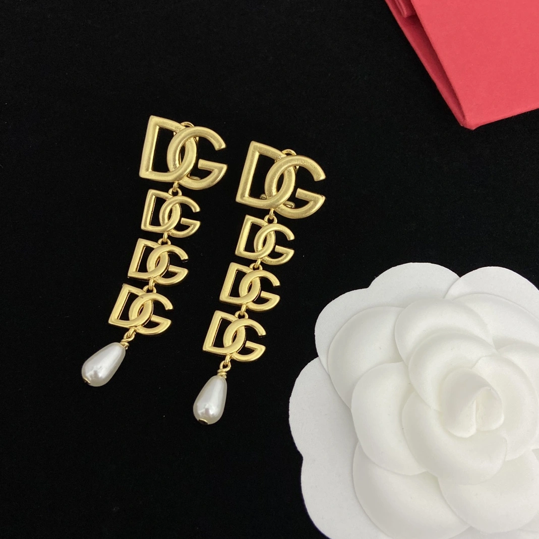 Dolce & Gabbana D&G Earrings For Women Cozy 8901