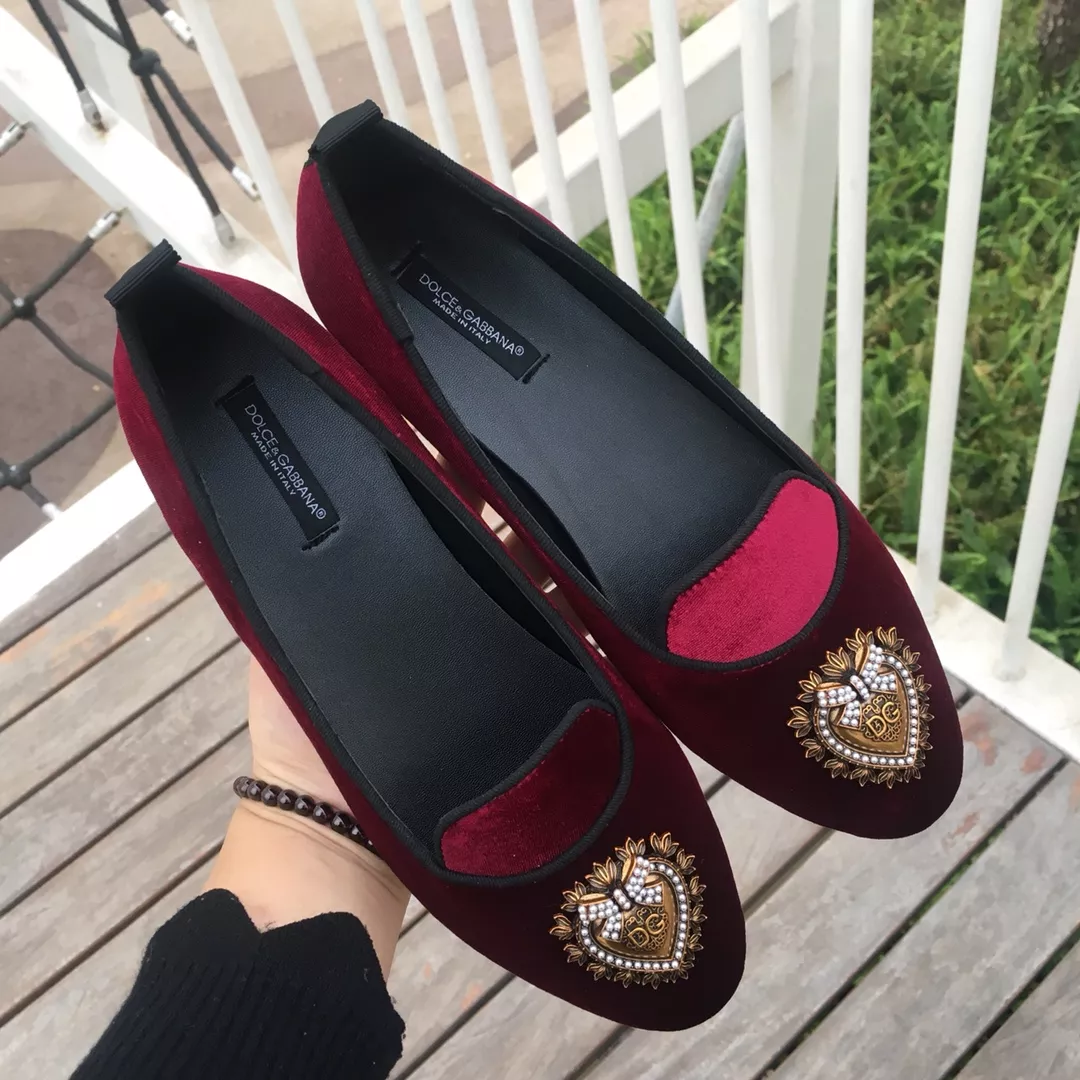 Dolce & Gabbana D&G Flat Shoes For Women Lightweight 8244
