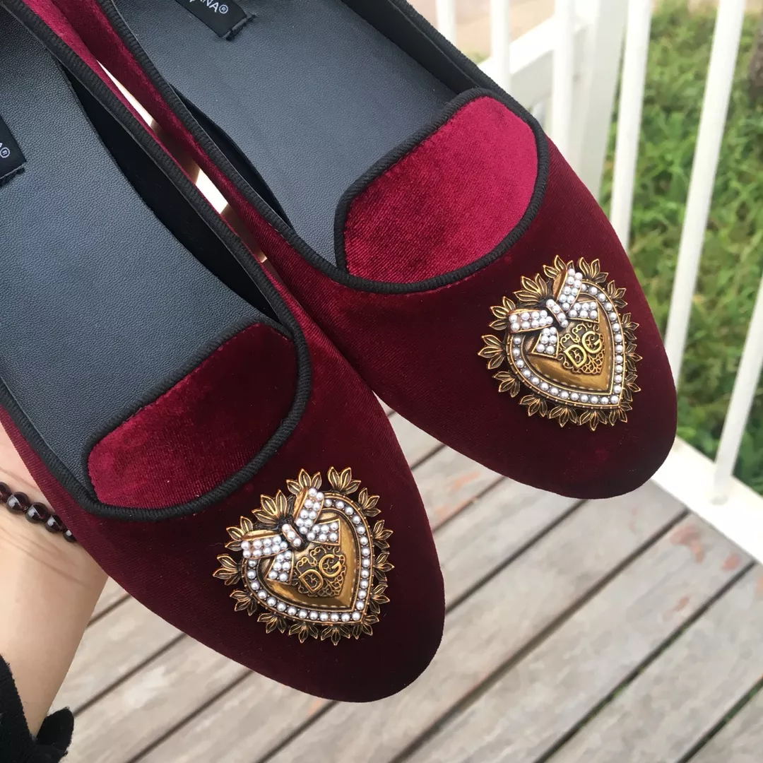 Dolce & Gabbana D&G Flat Shoes For Women Lightweight 8244