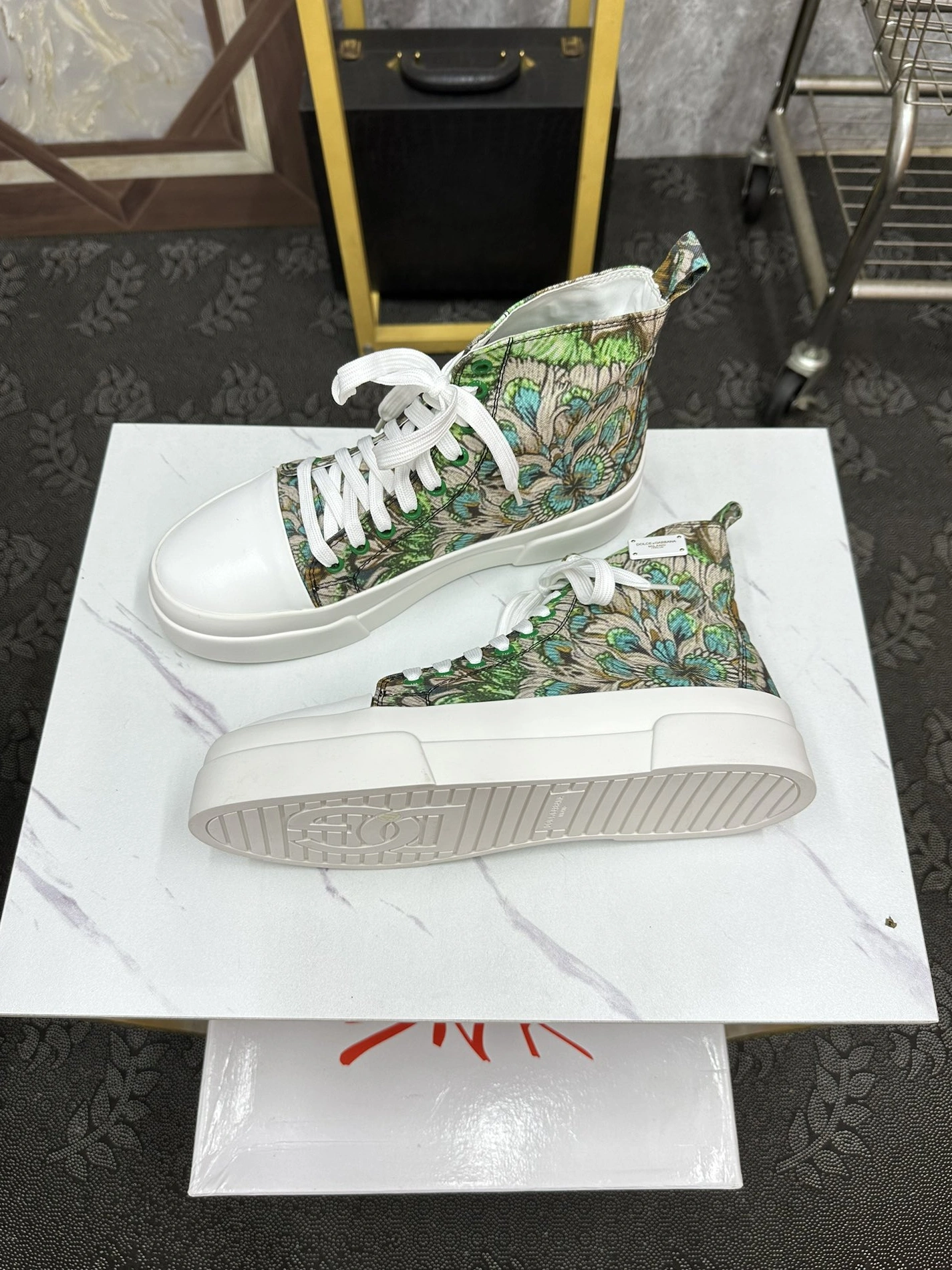 Dolce & Gabbana D&G High Top Shoes For Men EyeCatching 9557