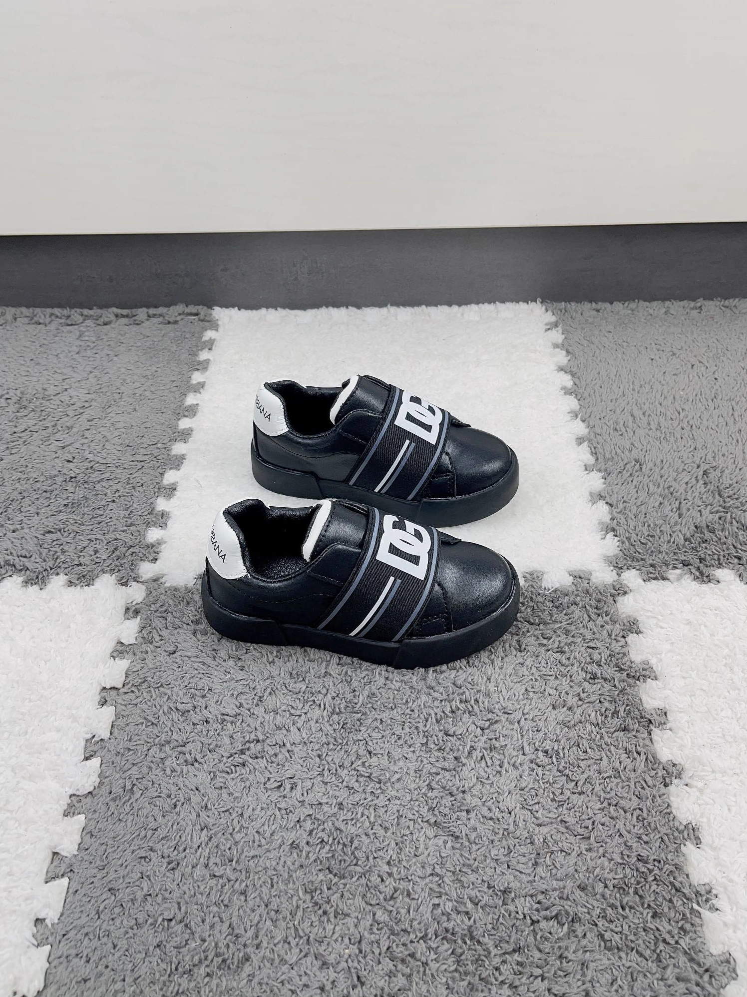 Dolce & Gabbana D&G Kids' Shoes For Kids EyeCatching 9183
