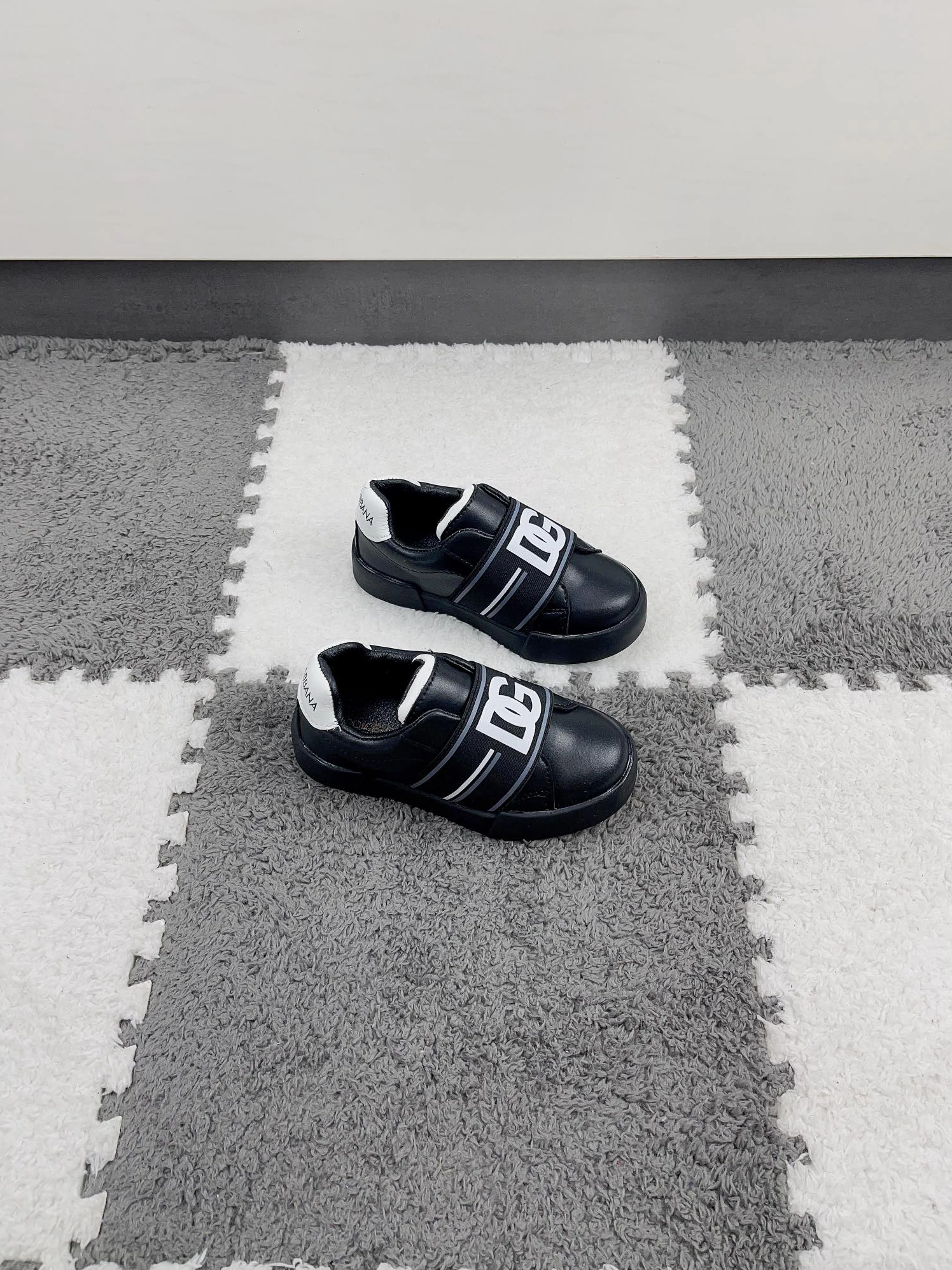 Dolce & Gabbana D&G Kids' Shoes For Kids EyeCatching 9183