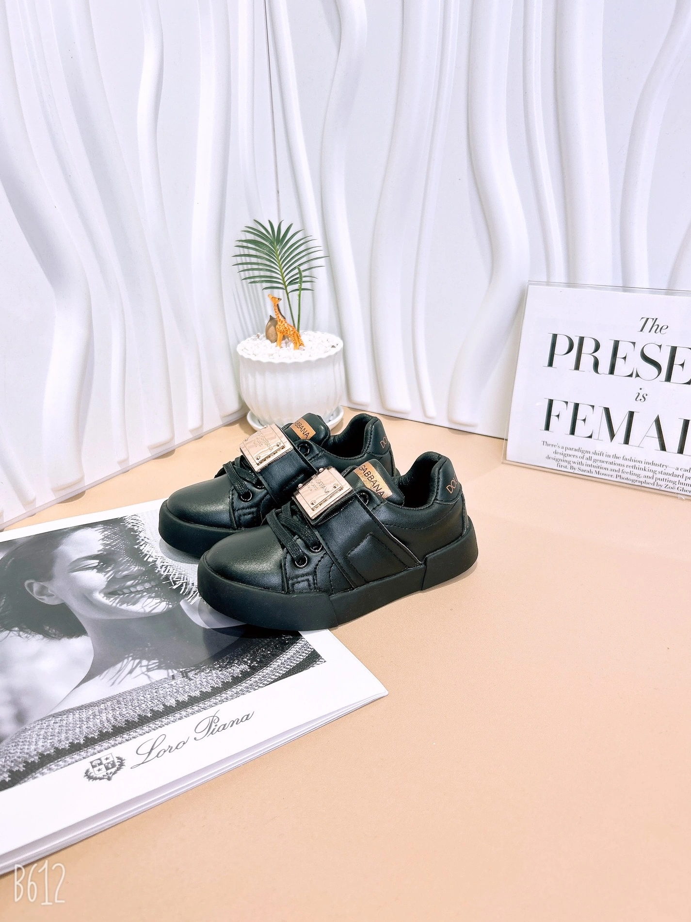 Dolce & Gabbana D&G Kids' Shoes For Kids Stylish 3805