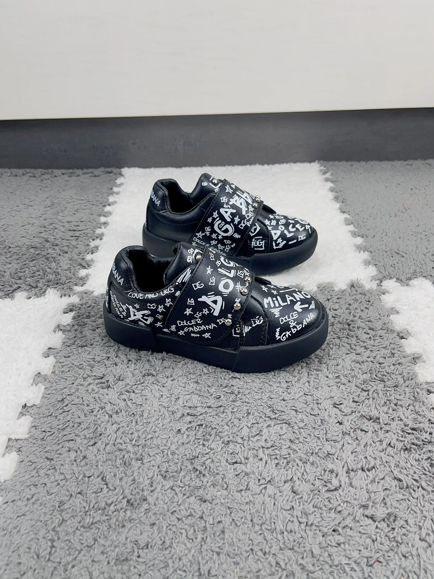 Dolce & Gabbana D&G Kids' Shoes For Kids Stylish 6881
