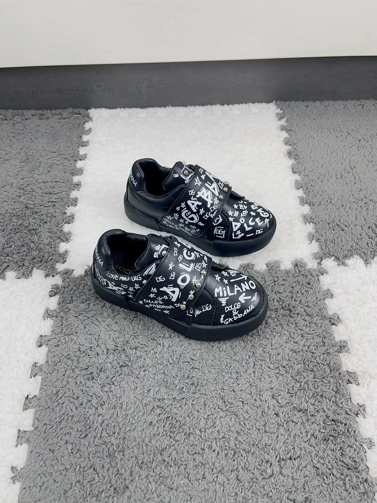 Dolce & Gabbana D&G Kids' Shoes For Kids Stylish 6881