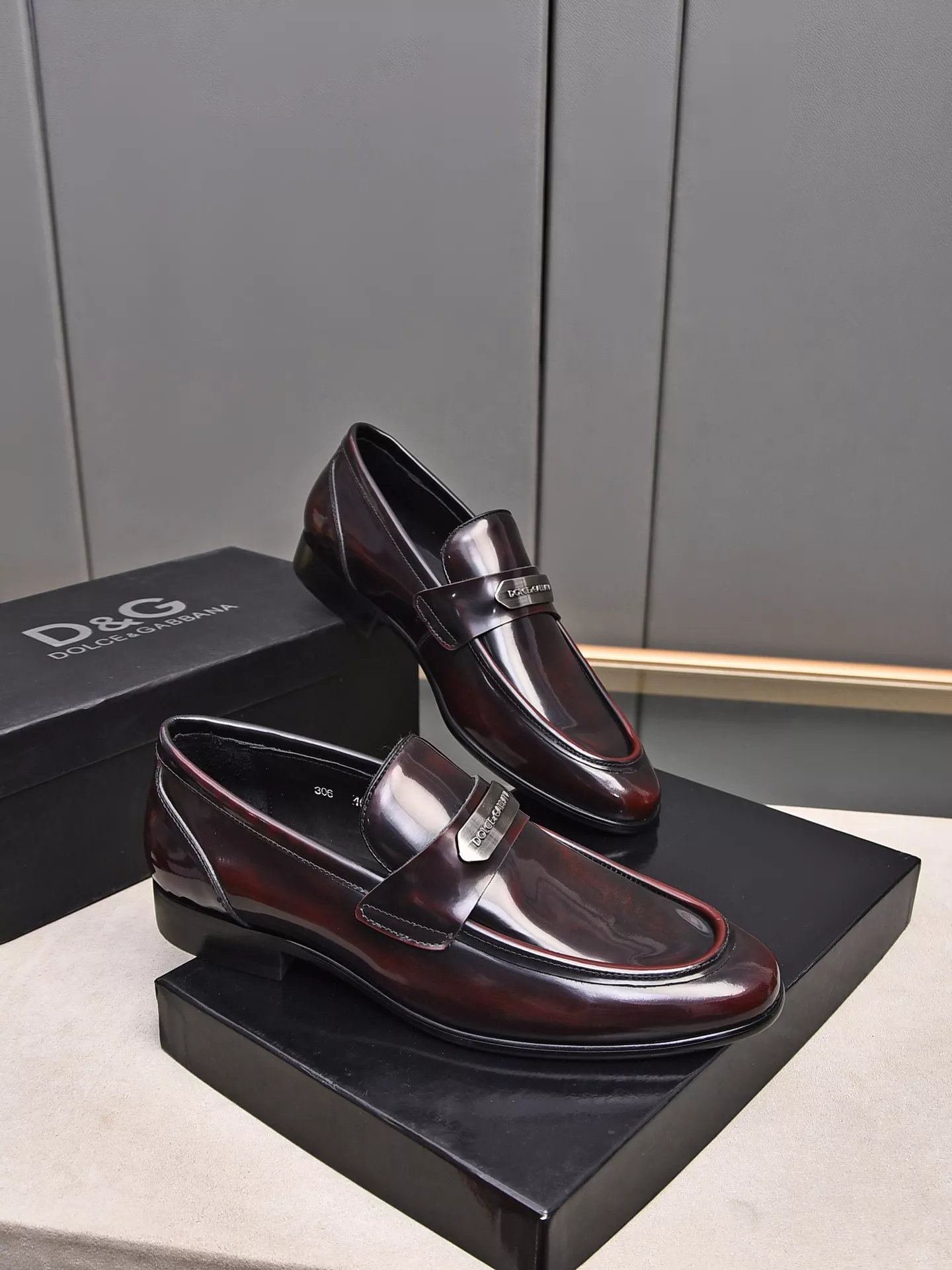 Dolce & Gabbana D&G Leather Shoes For Men Bright 4436