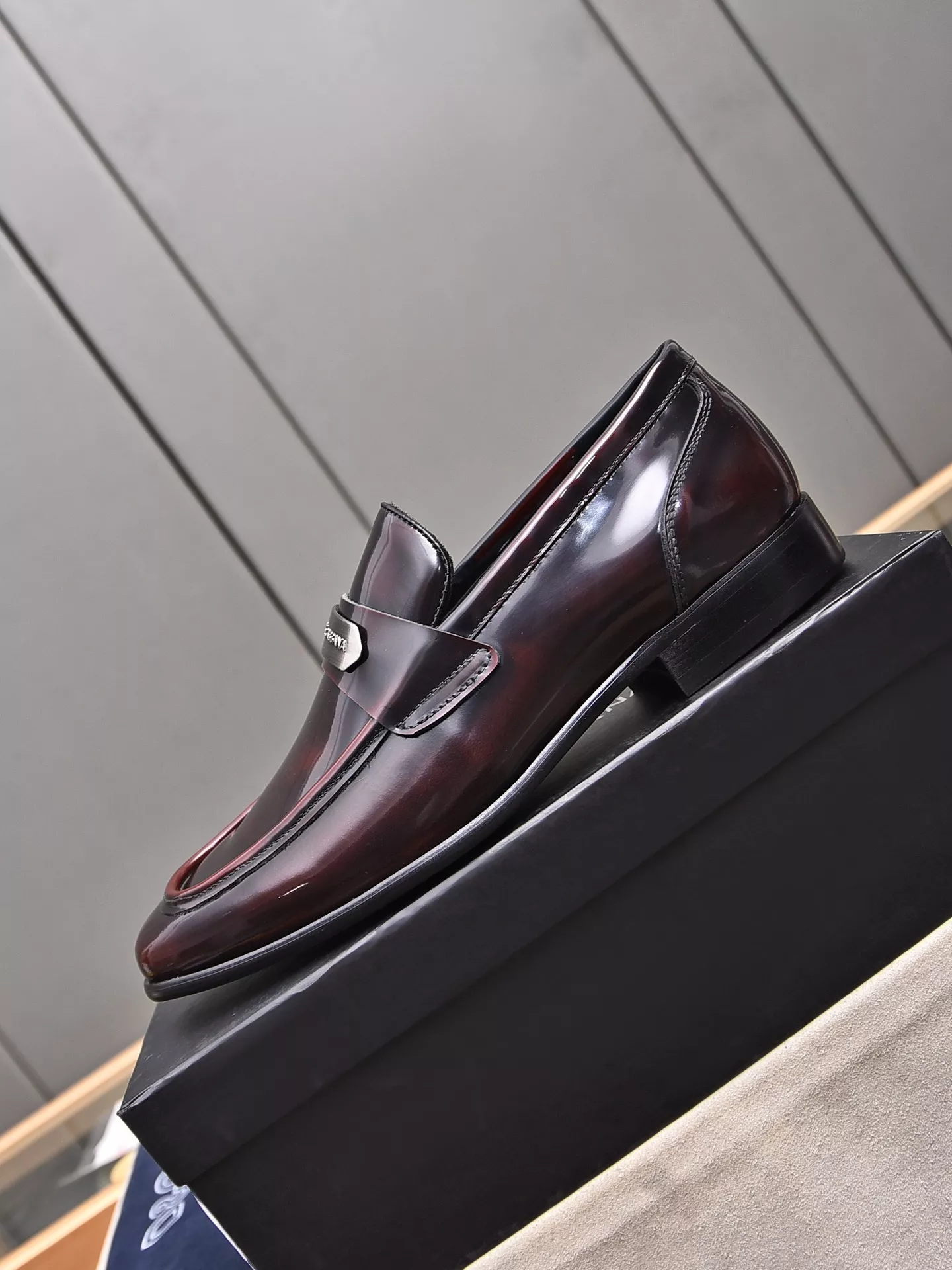Dolce & Gabbana D&G Leather Shoes For Men Bright 4436