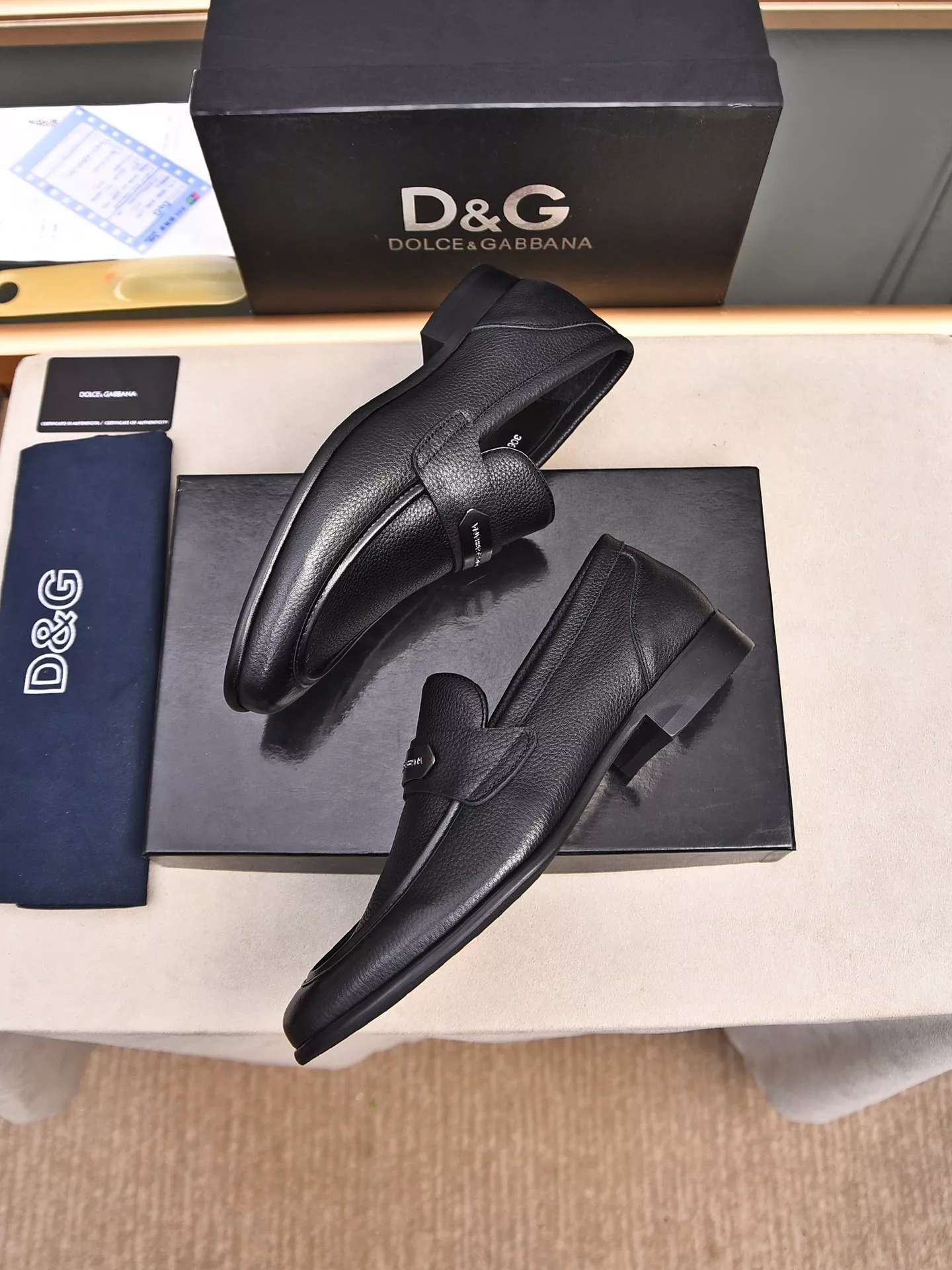 Dolce & Gabbana D&G Leather Shoes For Men Durable 867