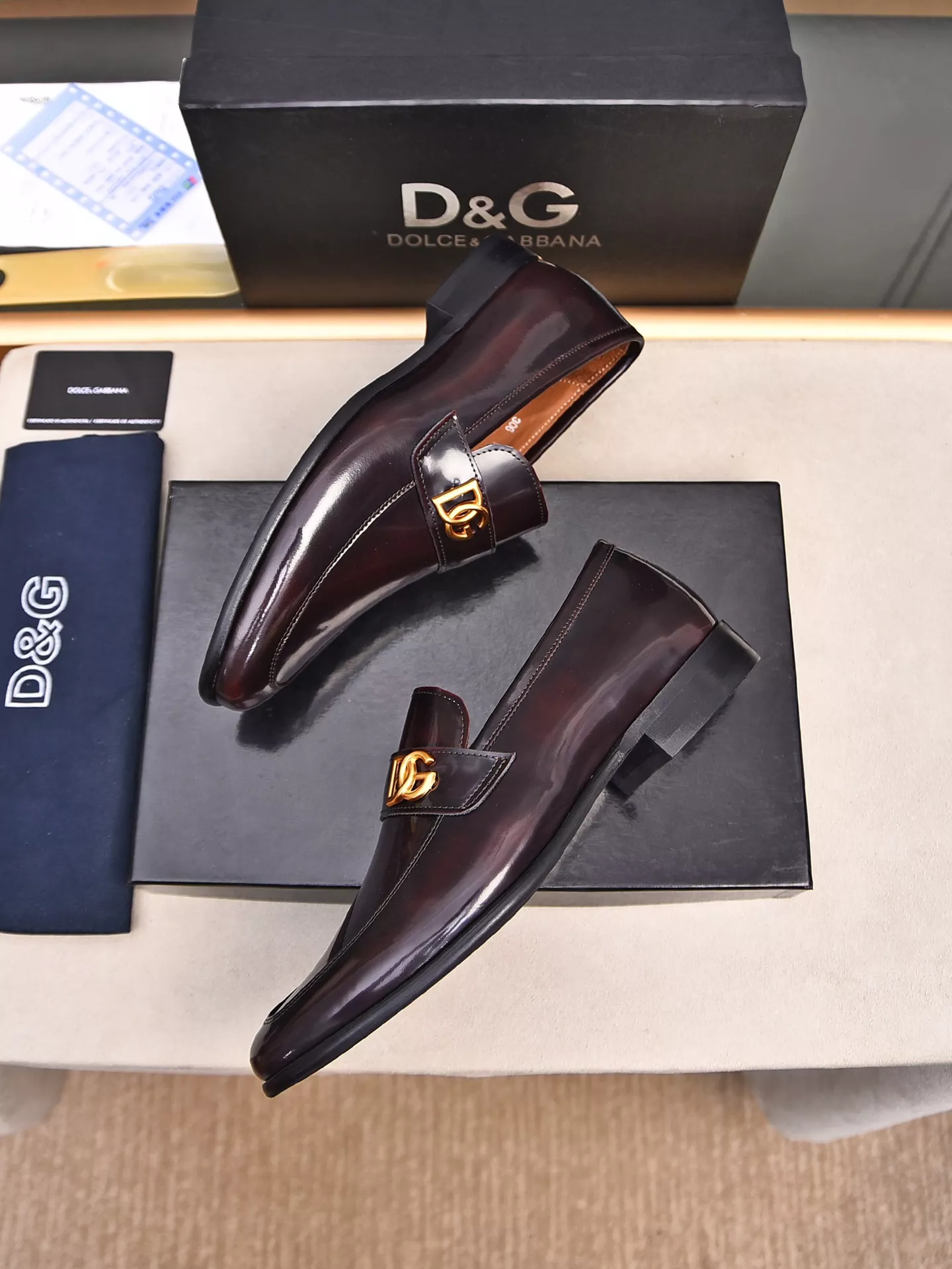Dolce & Gabbana D&G Leather Shoes For Men Elegant 4103