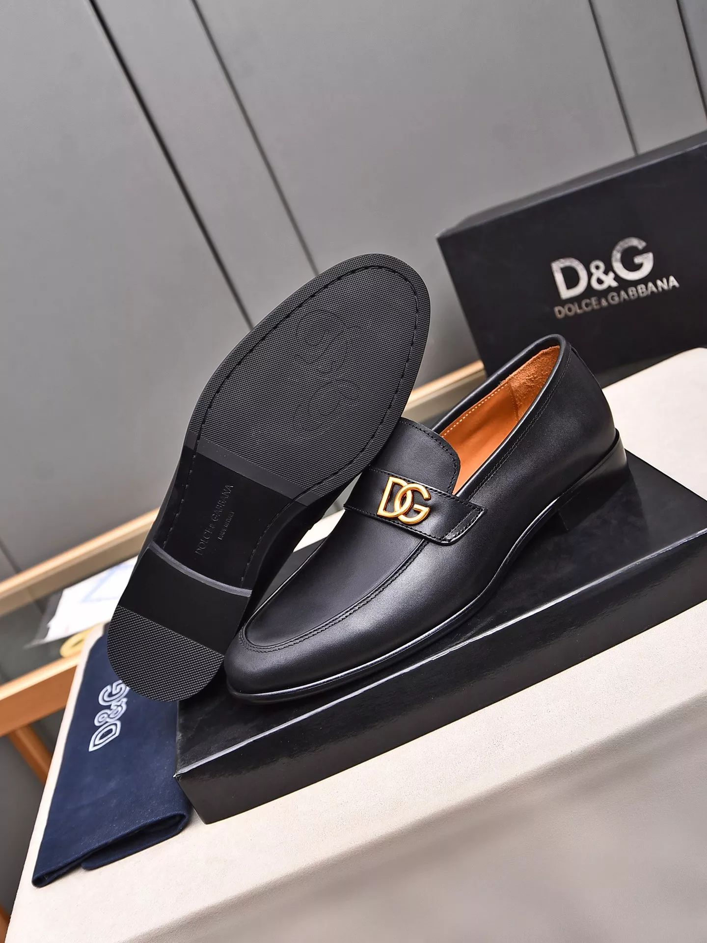 Dolce & Gabbana D&G Leather Shoes For Men TopPick 7025