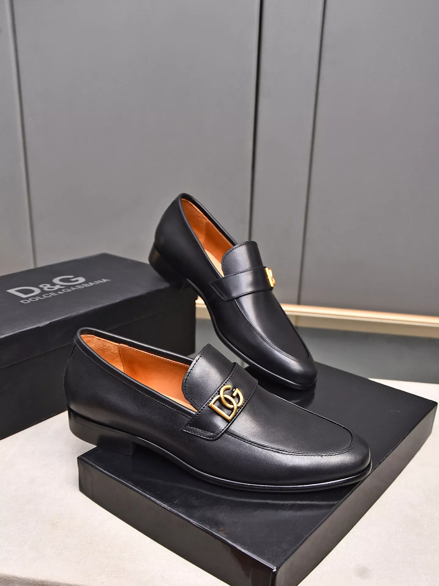 Dolce & Gabbana D&G Leather Shoes For Men TopPick 7025