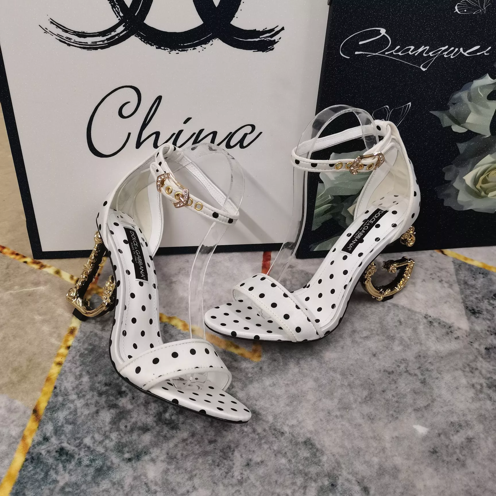 Dolce & Gabbana D&G Sandal For Women Bright 5213