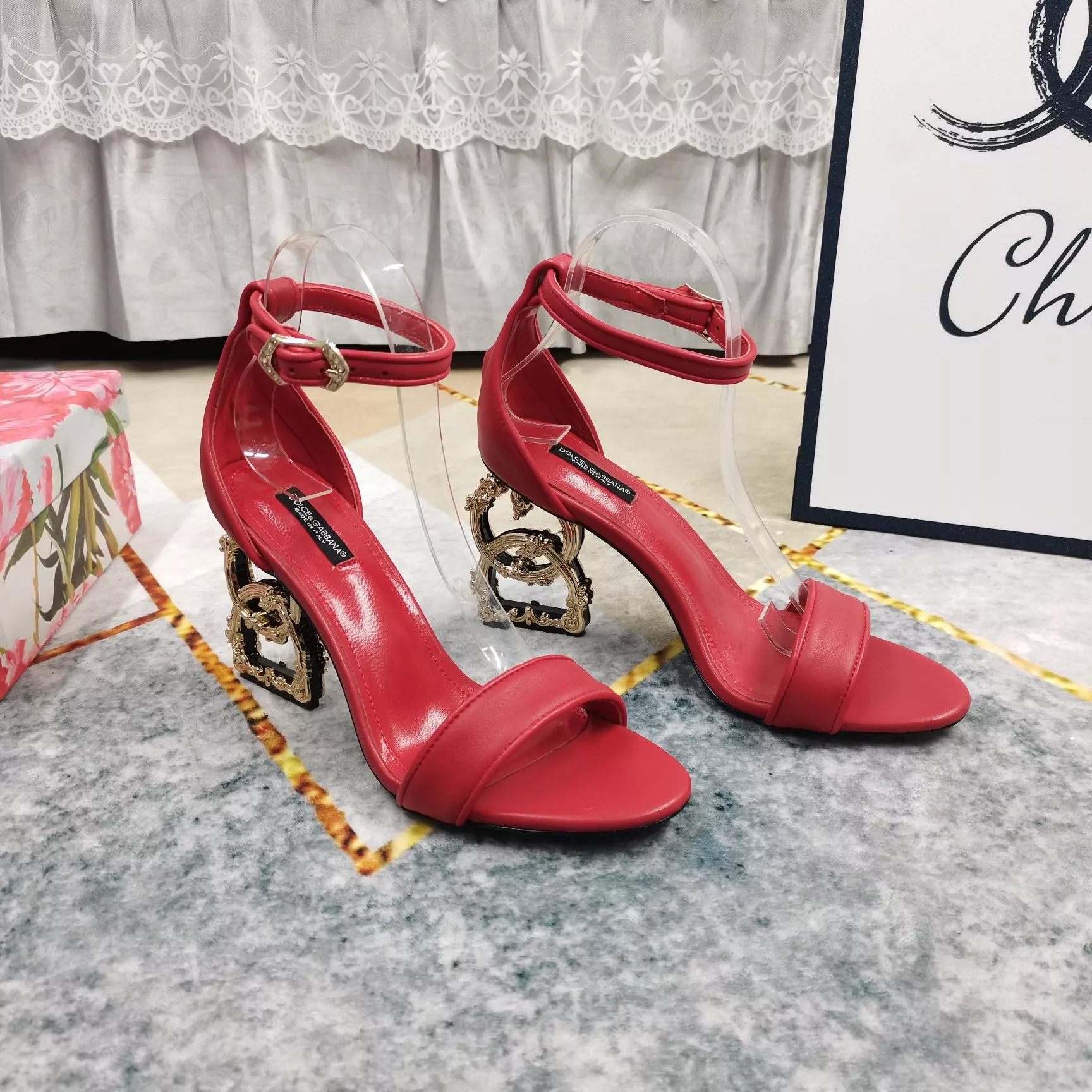 Dolce & Gabbana D&G Sandal For Women Modern 2580