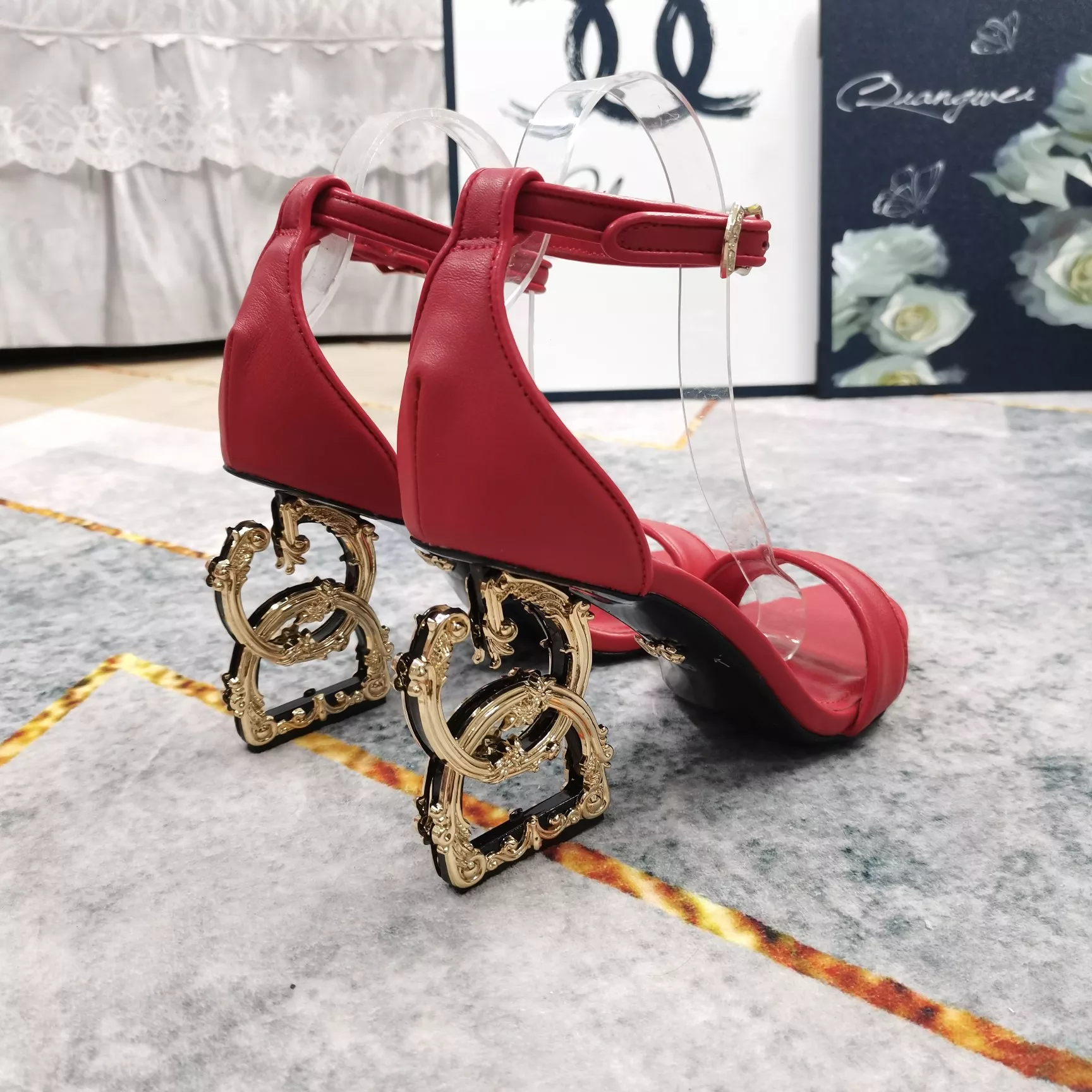Dolce & Gabbana D&G Sandal For Women Modern 2580